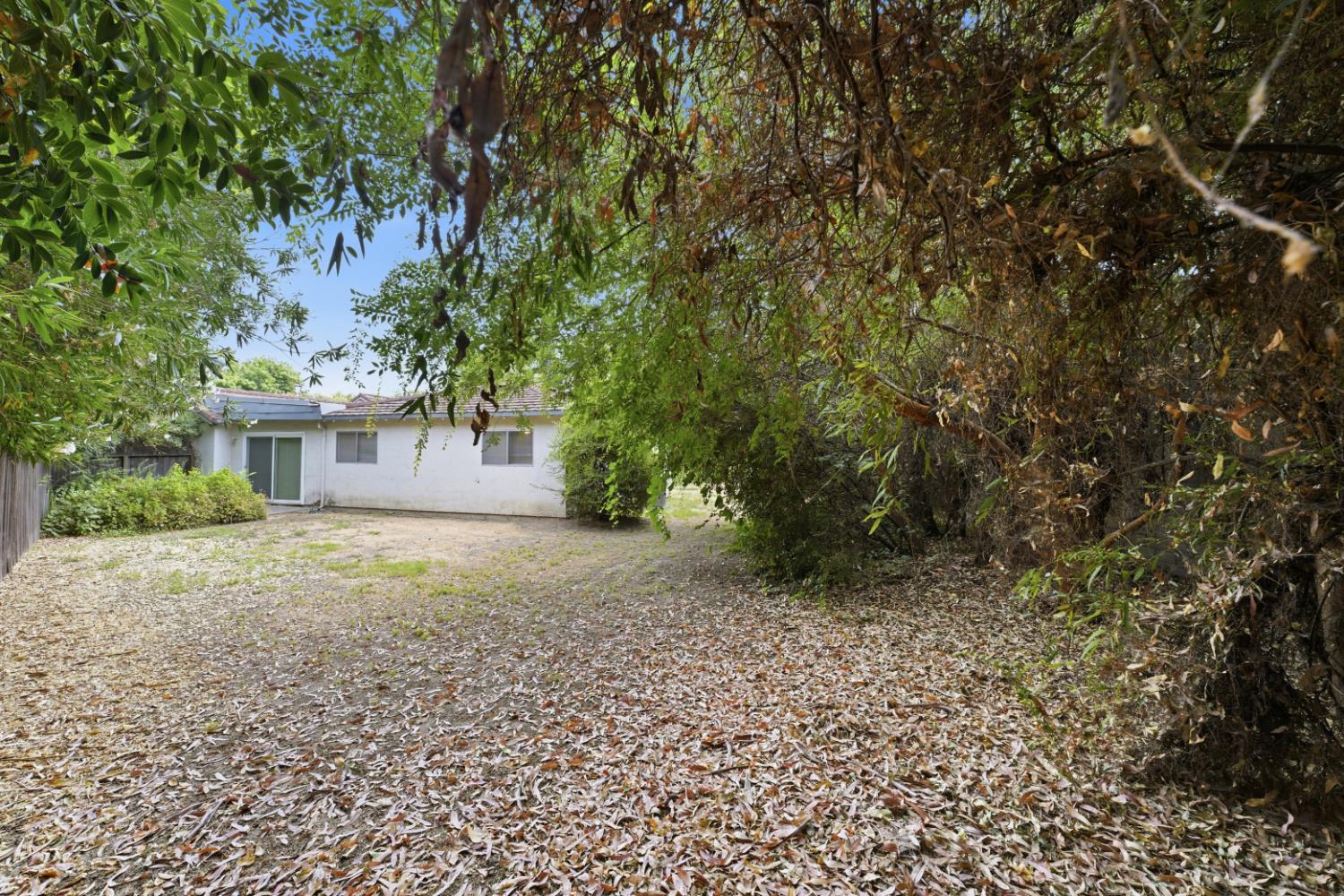 106 Lido Circle