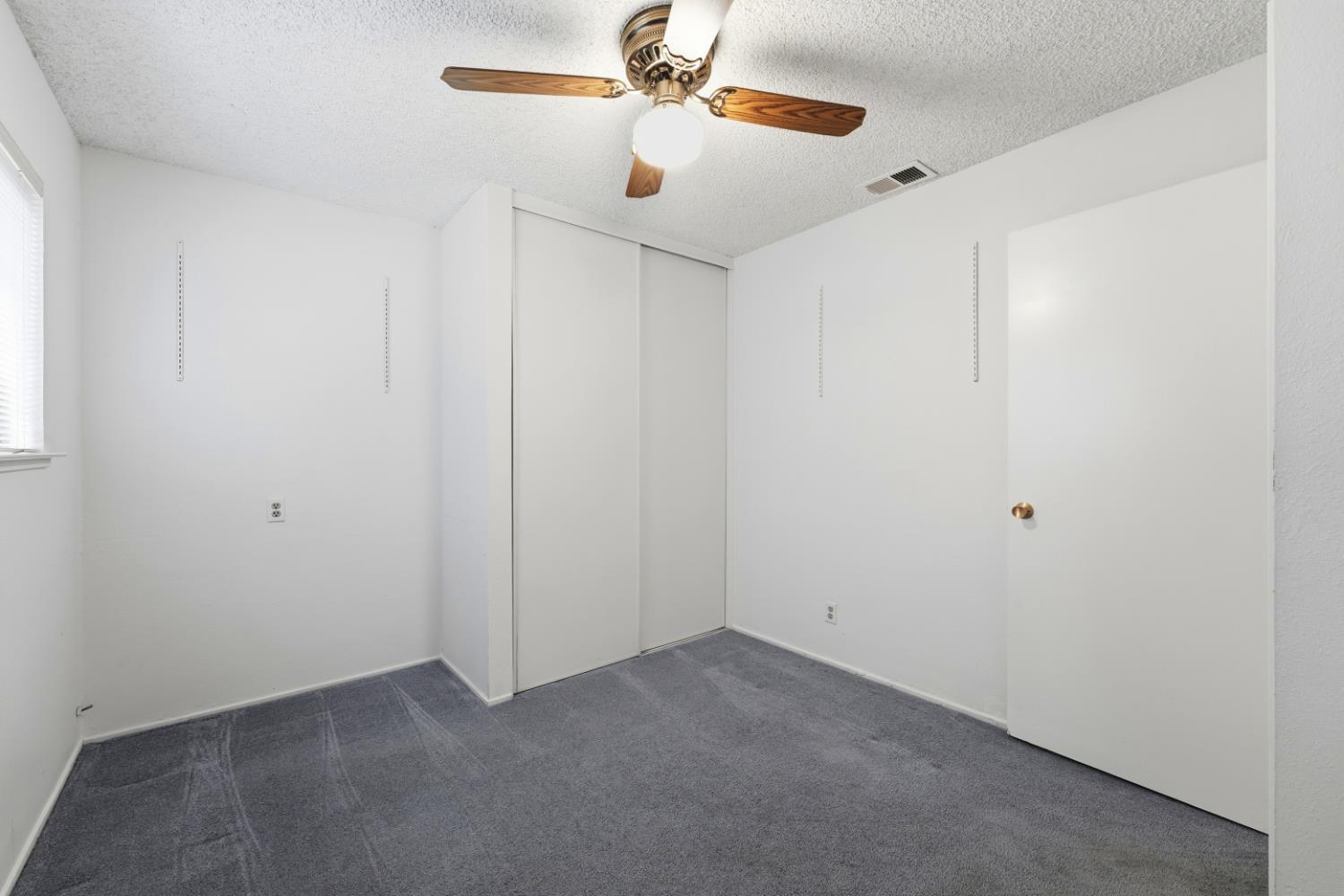 106 Lido Circle