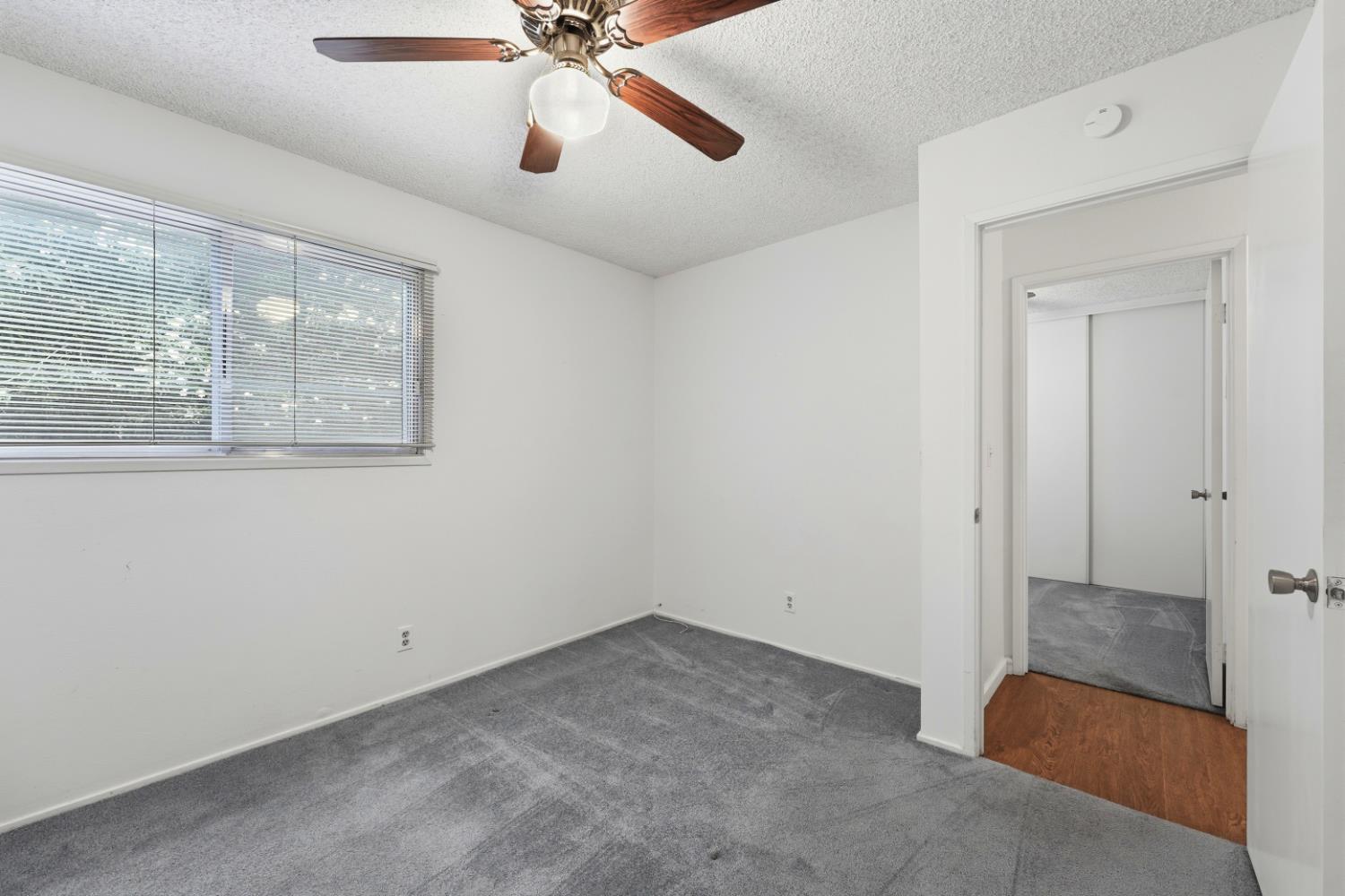 106 Lido Circle