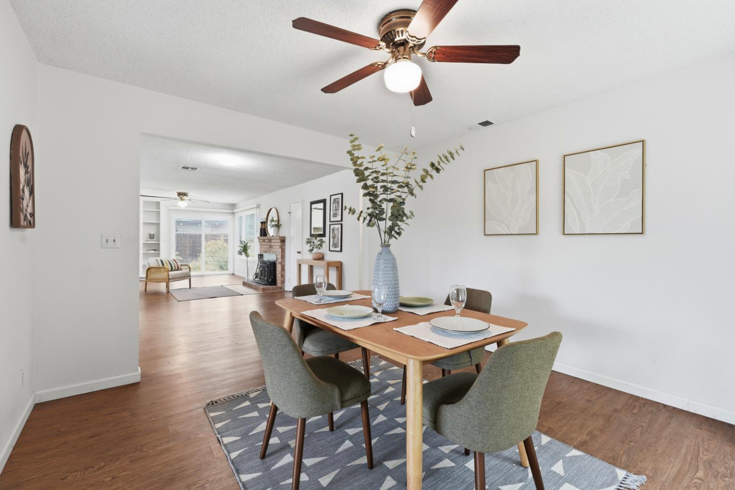 106 Lido Circle