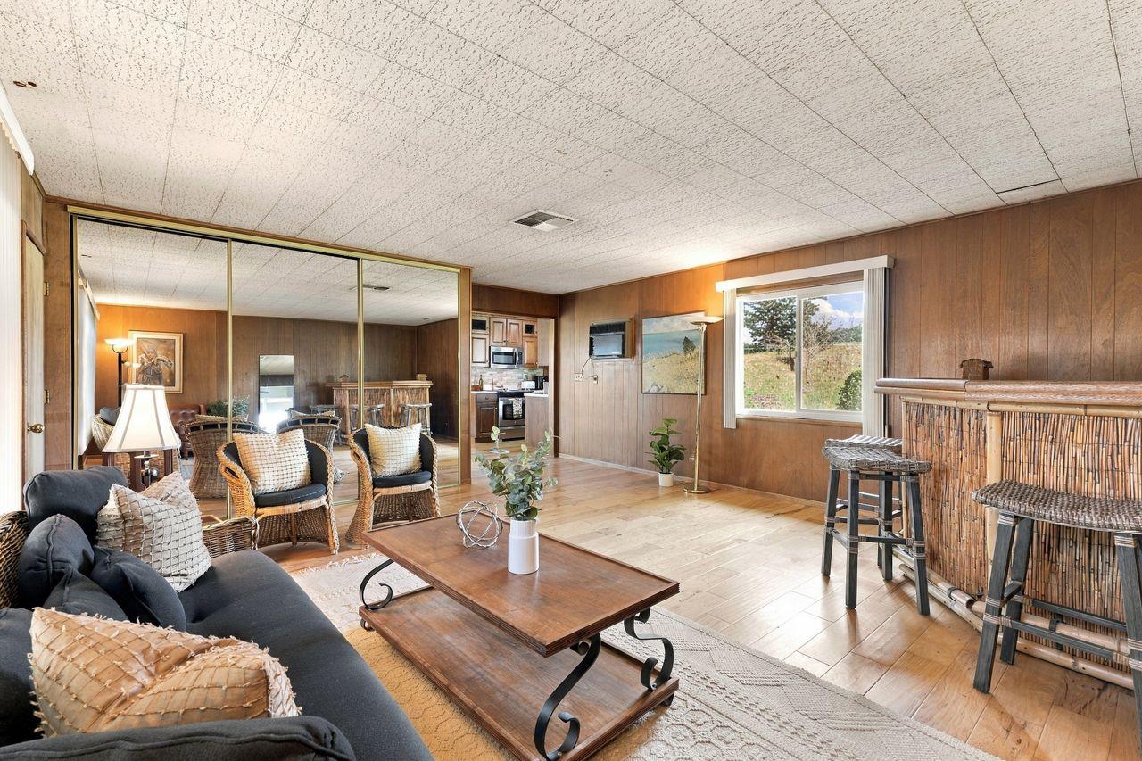 5248 Fernwood Way