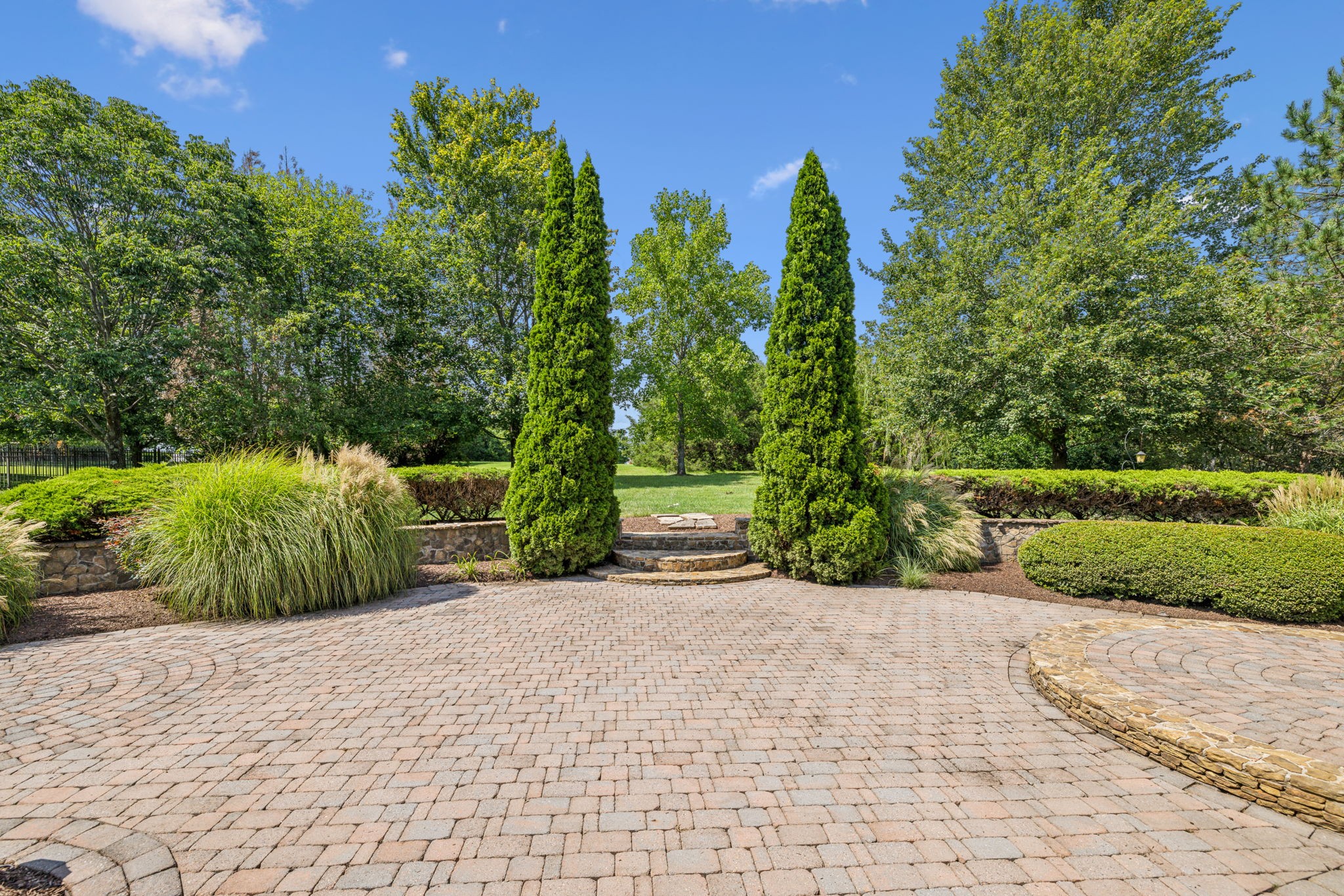 1723 Richbourg Park Dr