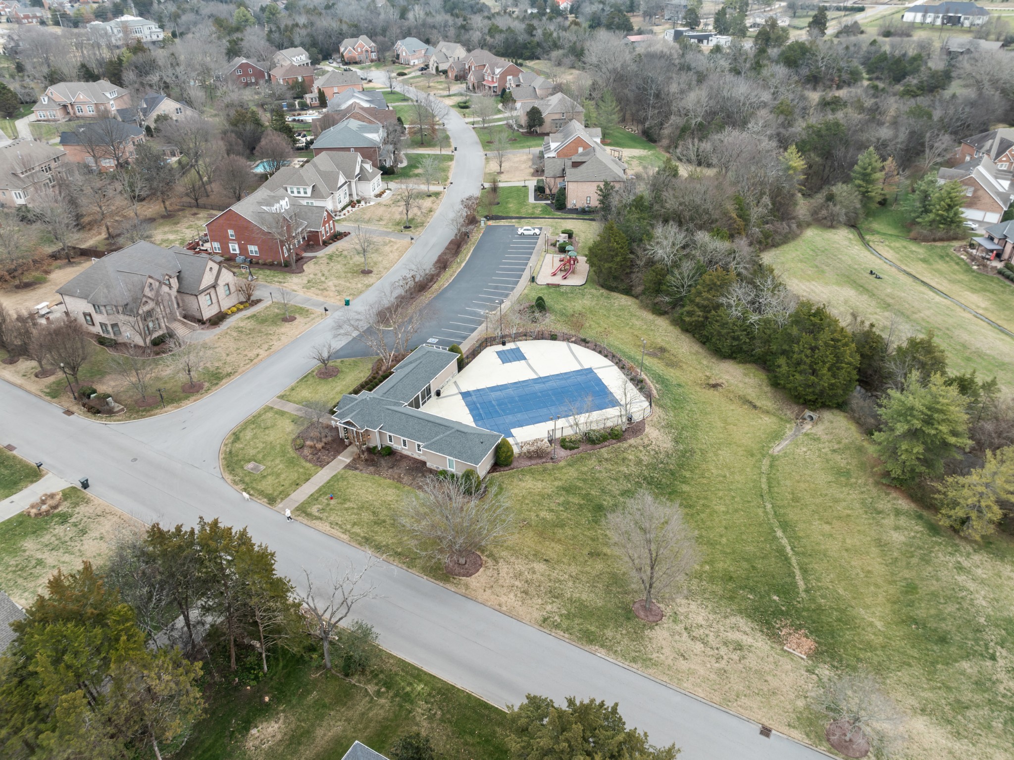 2221 Brookfield Dr