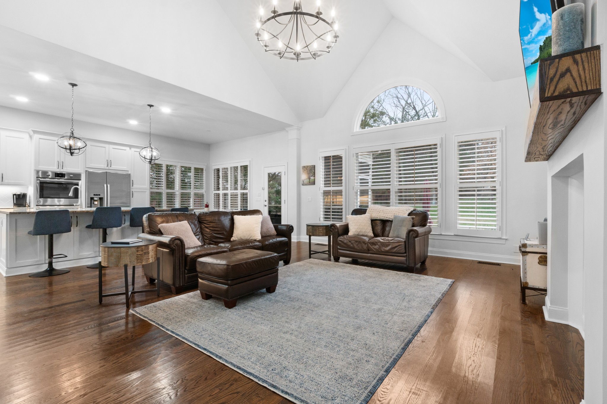2221 Brookfield Dr
