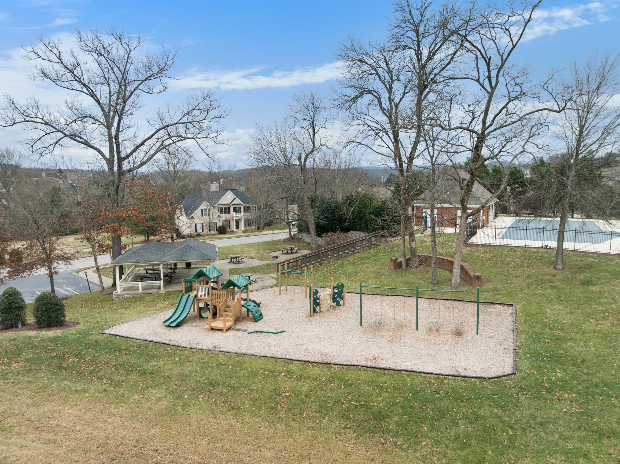 2221 Brookfield Dr