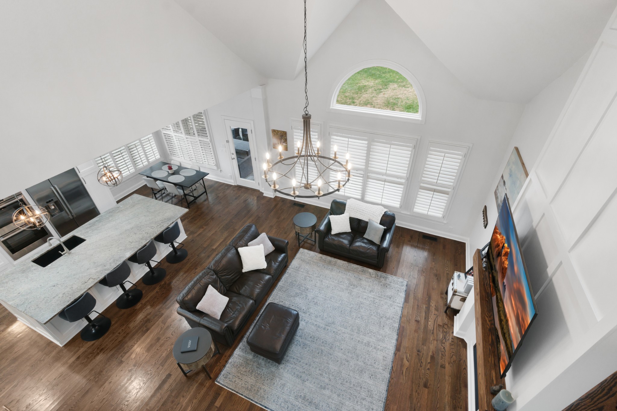 2221 Brookfield Dr