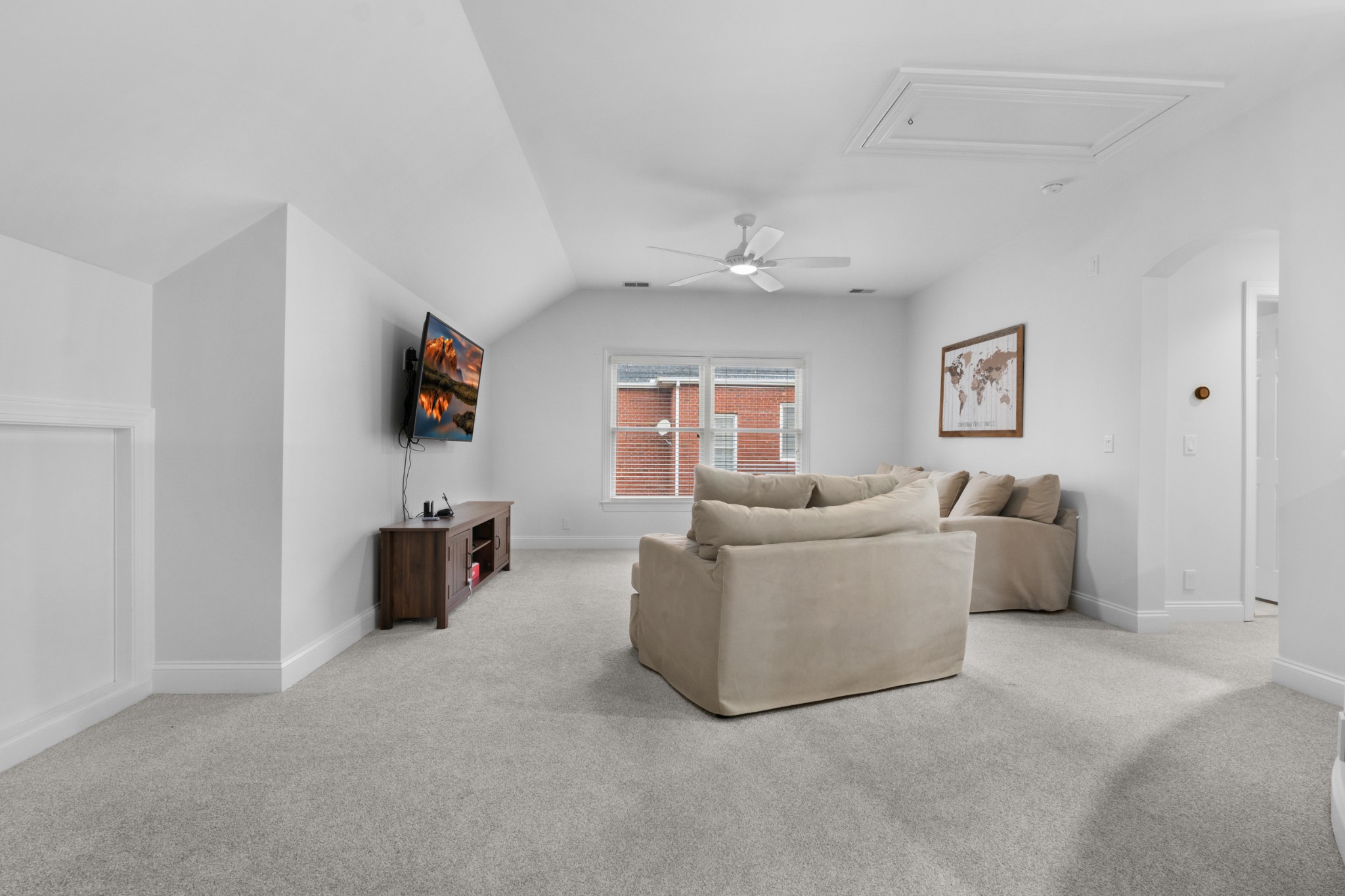 2221 Brookfield Dr