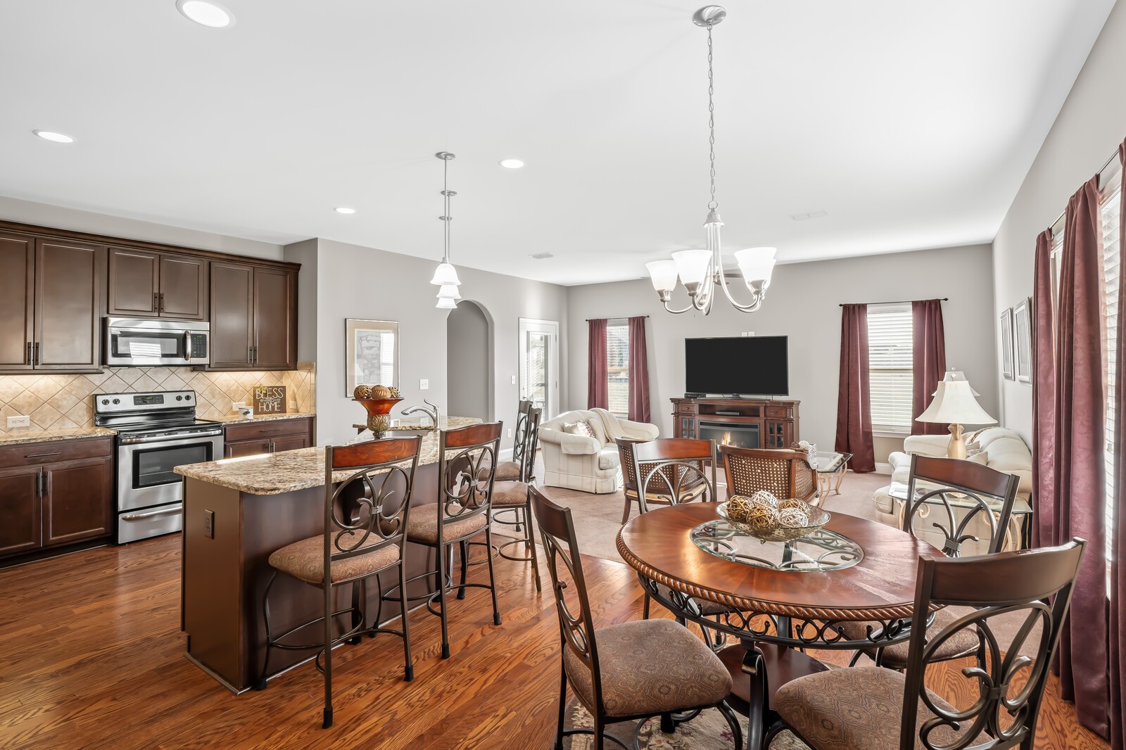 207 Brixham Ct