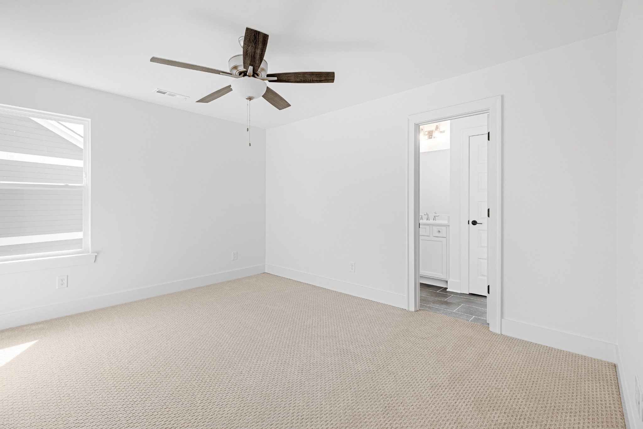 5073 Greentree