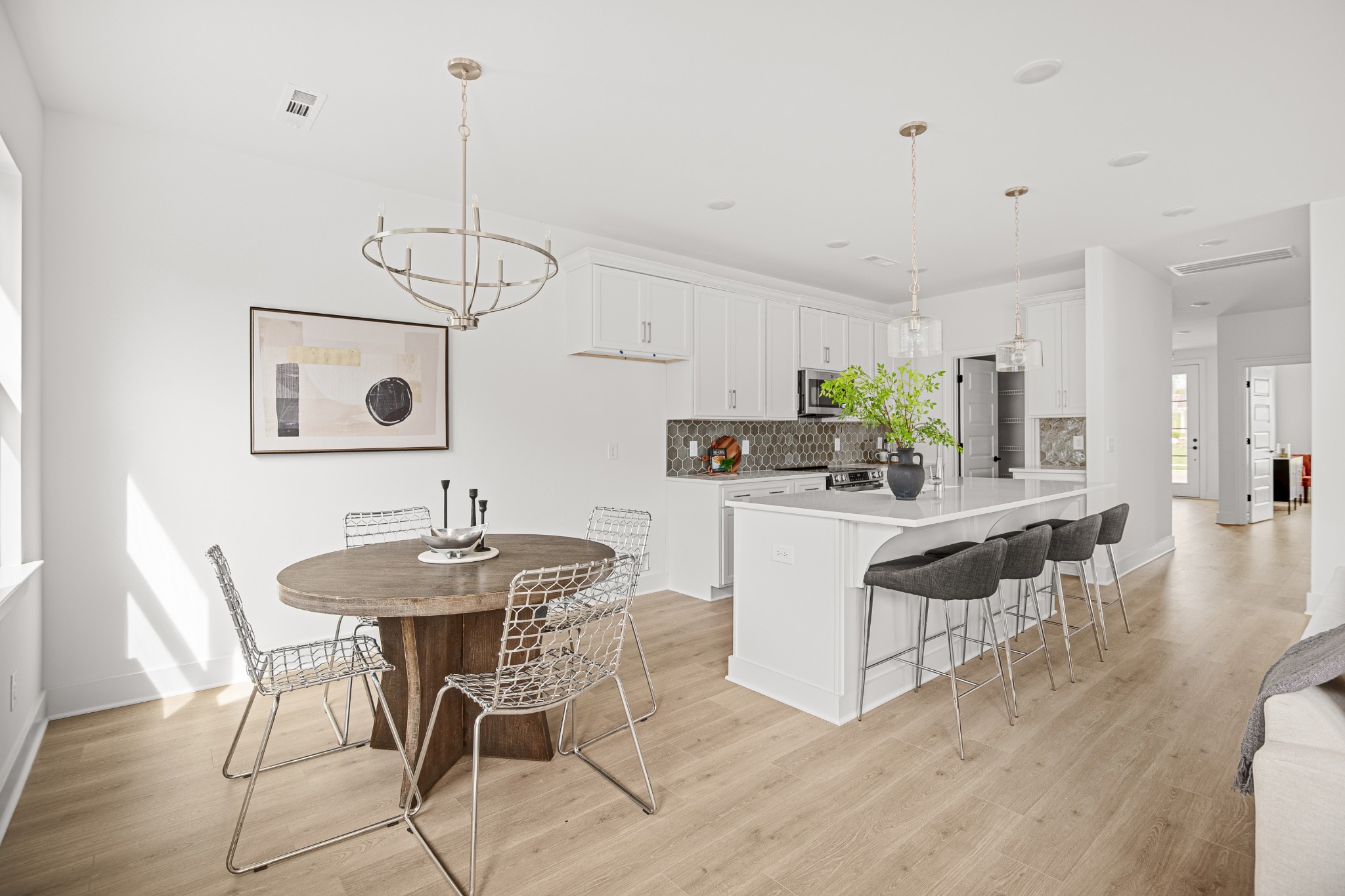 5073 Greentree