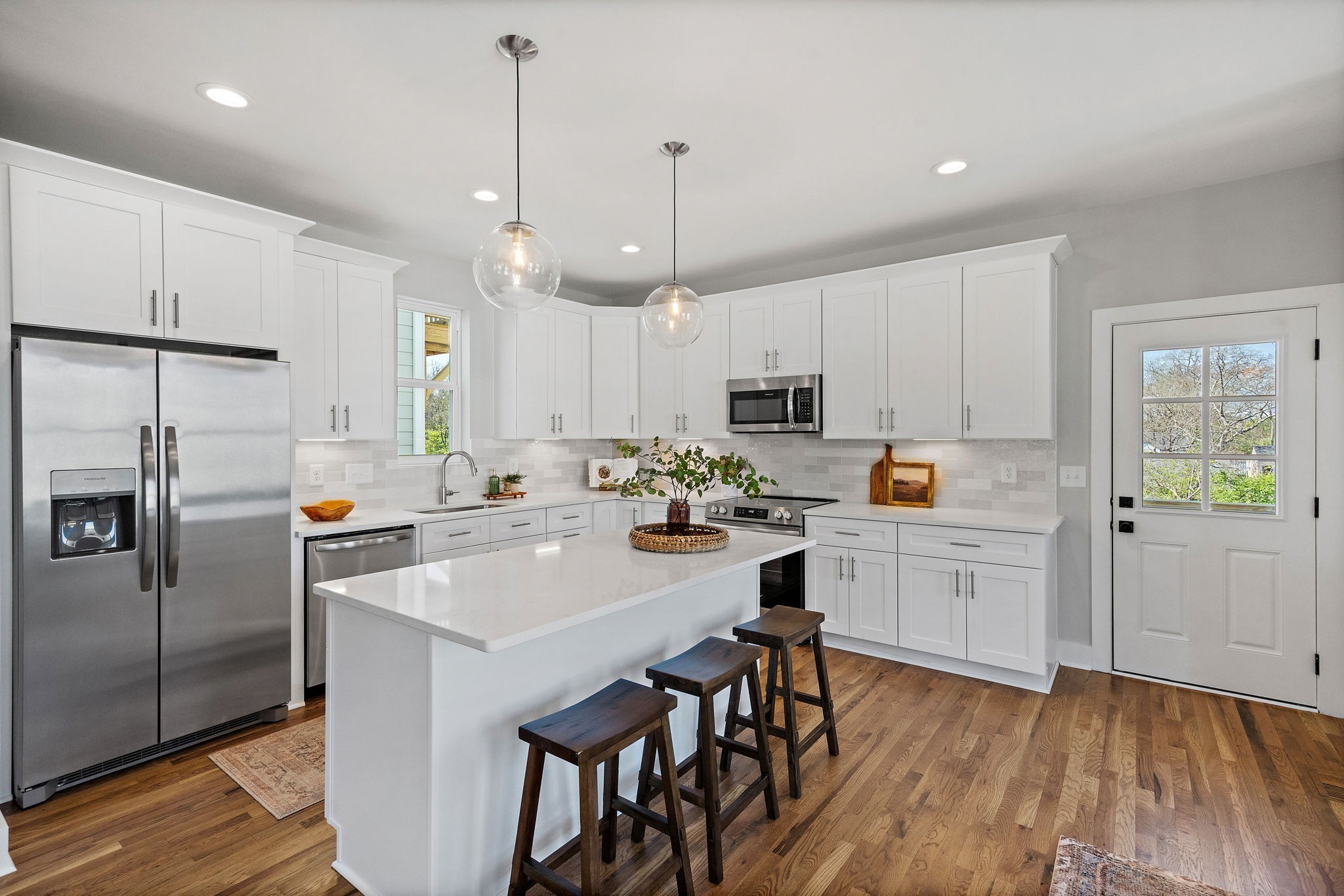 807 Arbor Trace Cir