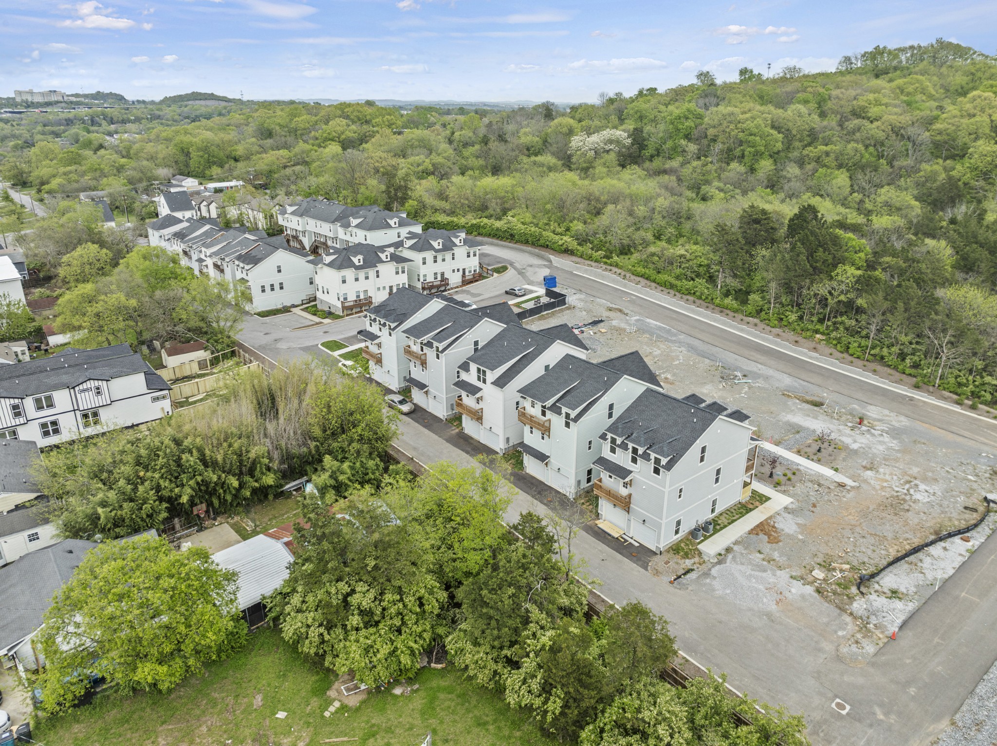 807 Arbor Trace Cir
