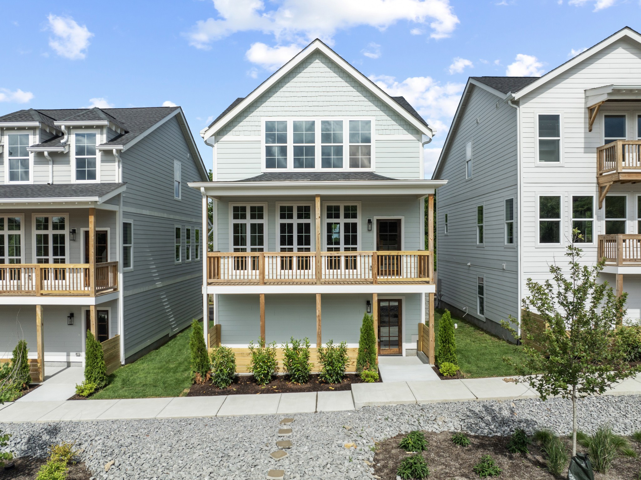 807 Arbor Trace Cir