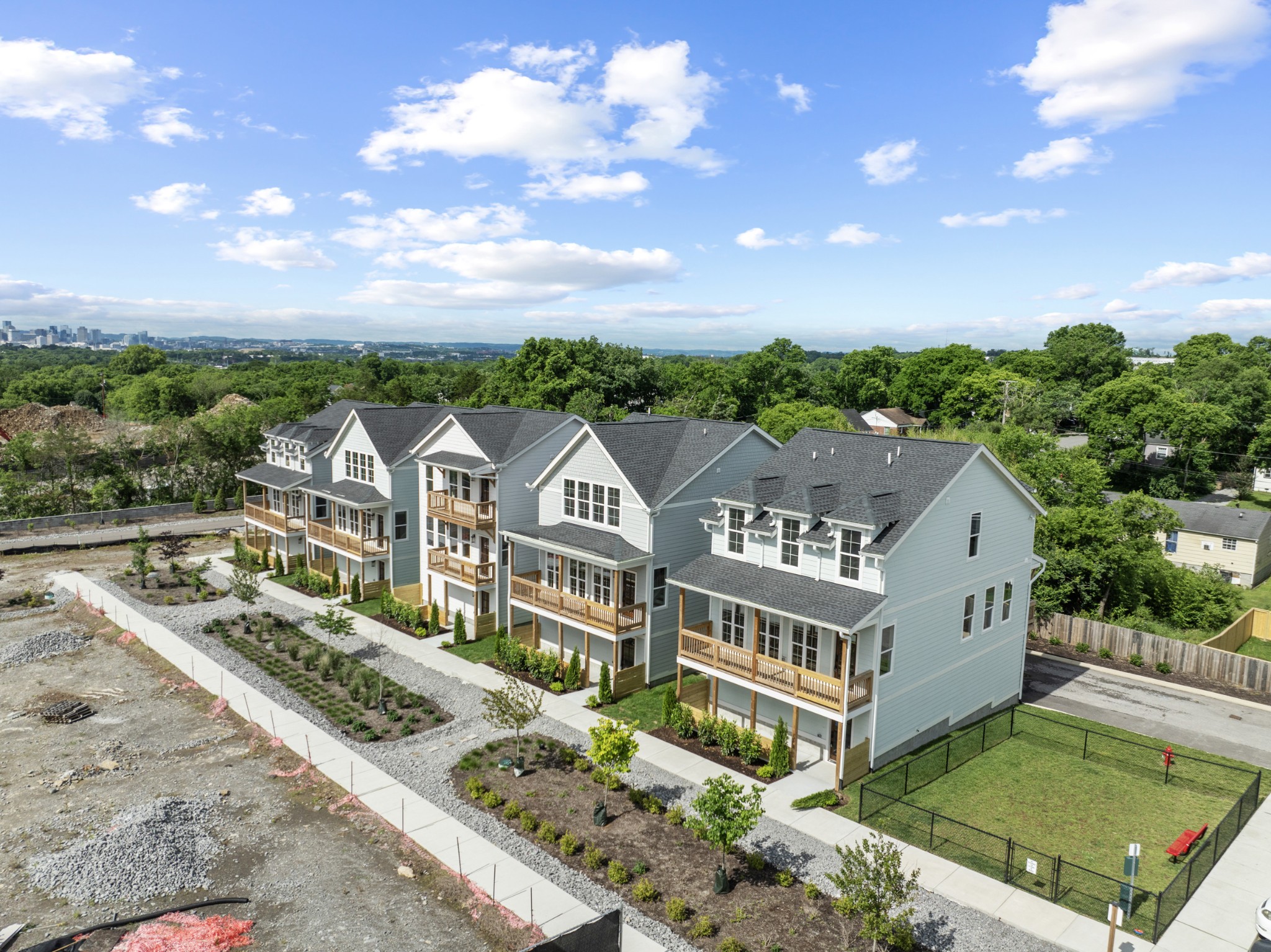 807 Arbor Trace Cir