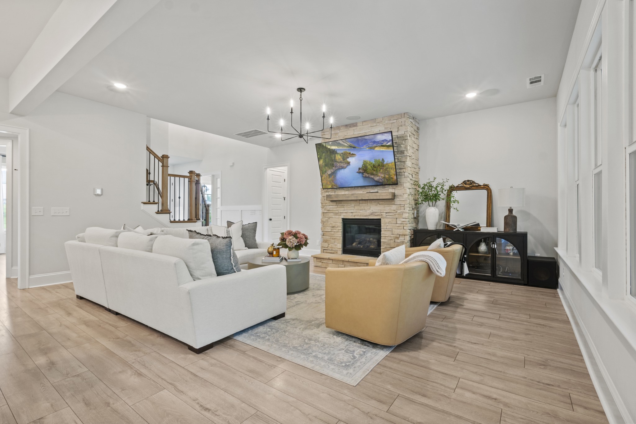 3224 Chase Point Dr