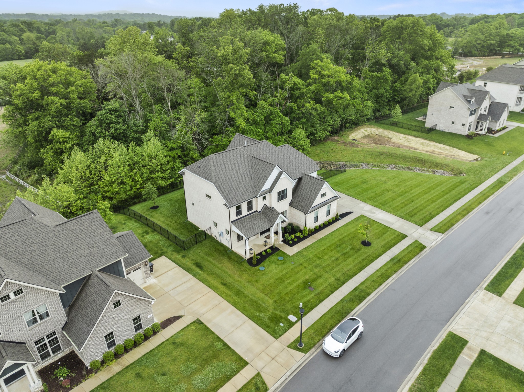 3224 Chase Point Dr