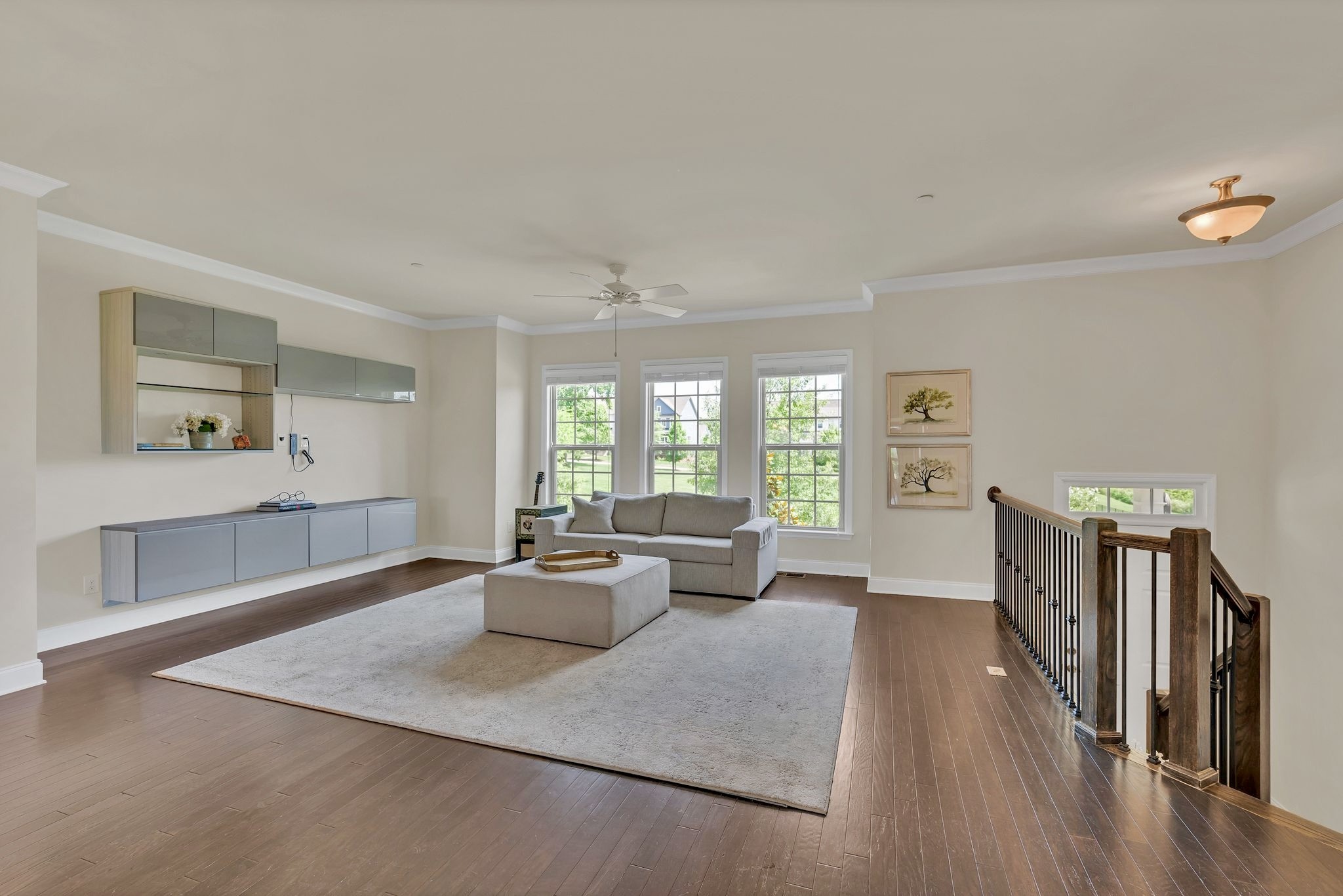 9549 Dresden Sq