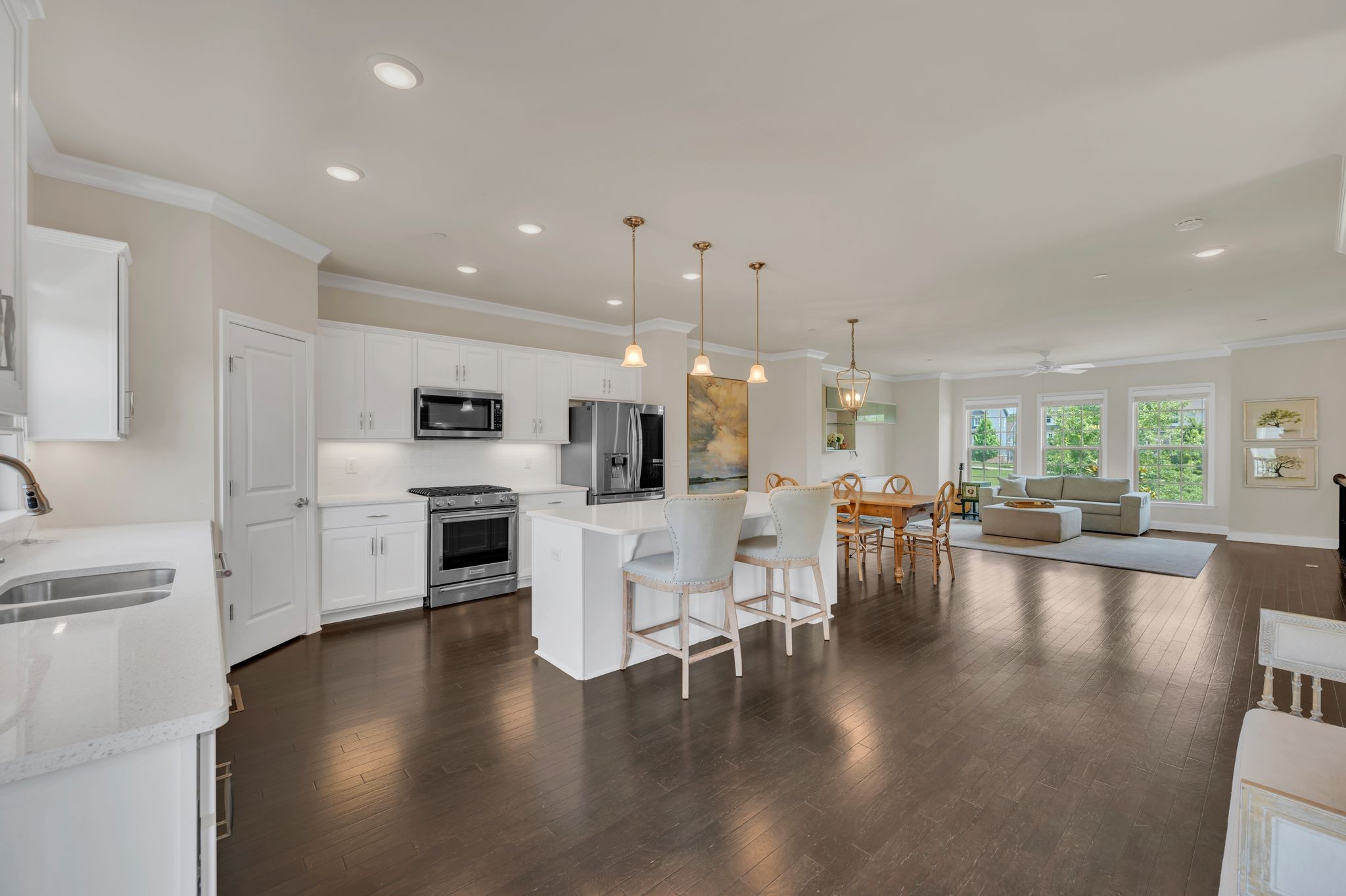 9549 Dresden Sq