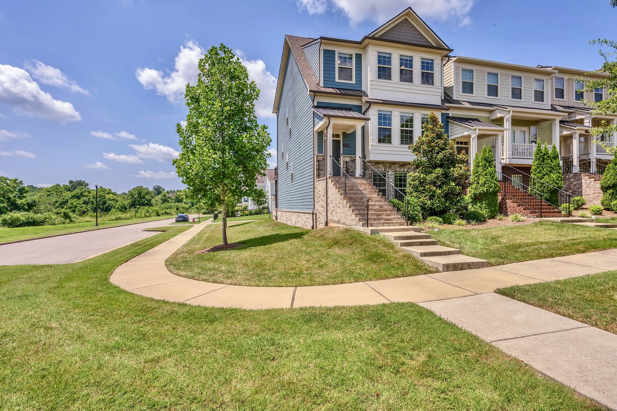 9549 Dresden Sq