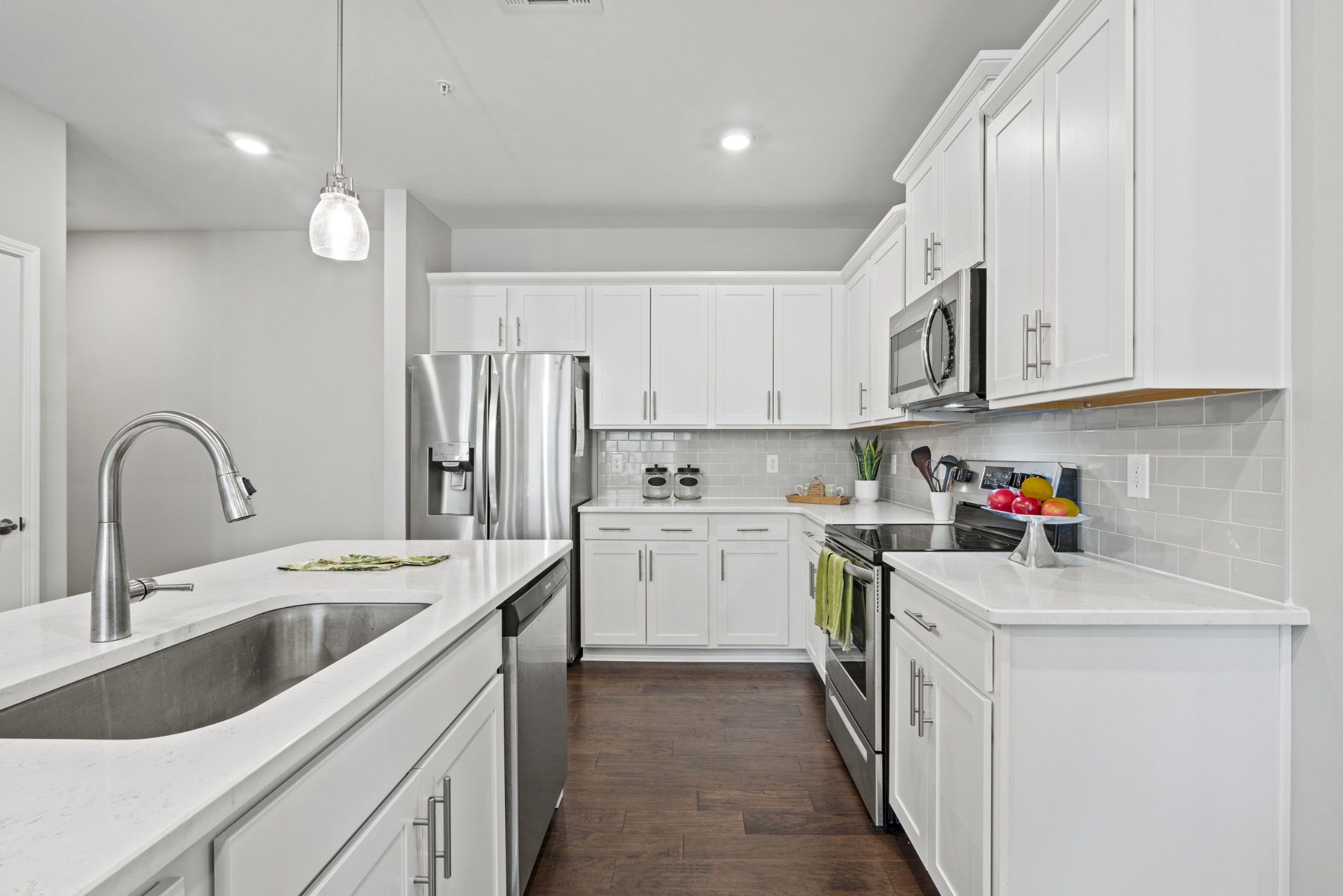 1801 Shadow Green Dr Unit: 104