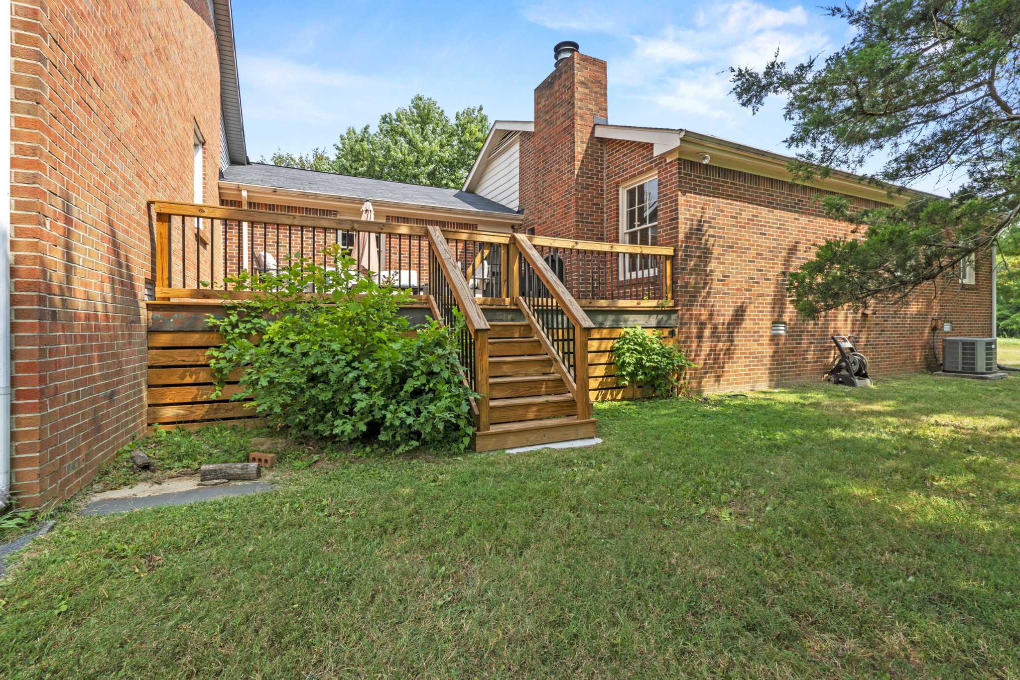 1600 Reed Dr