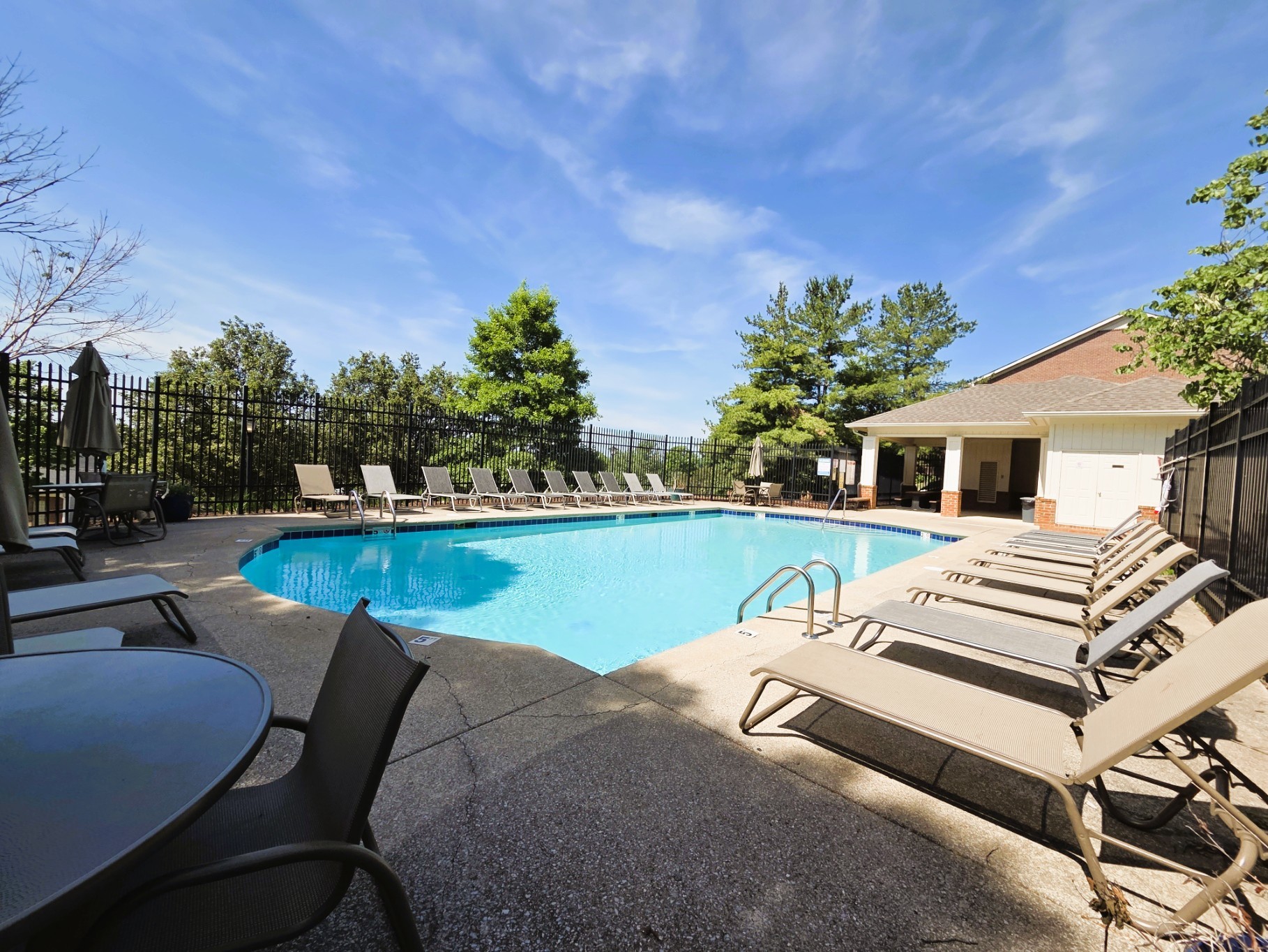 1637 Brentwood Pointe