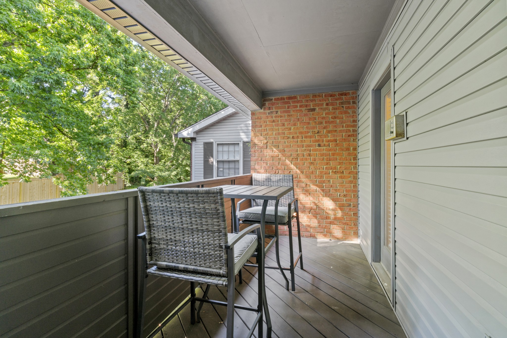 120 Hearthstone Manor Cir