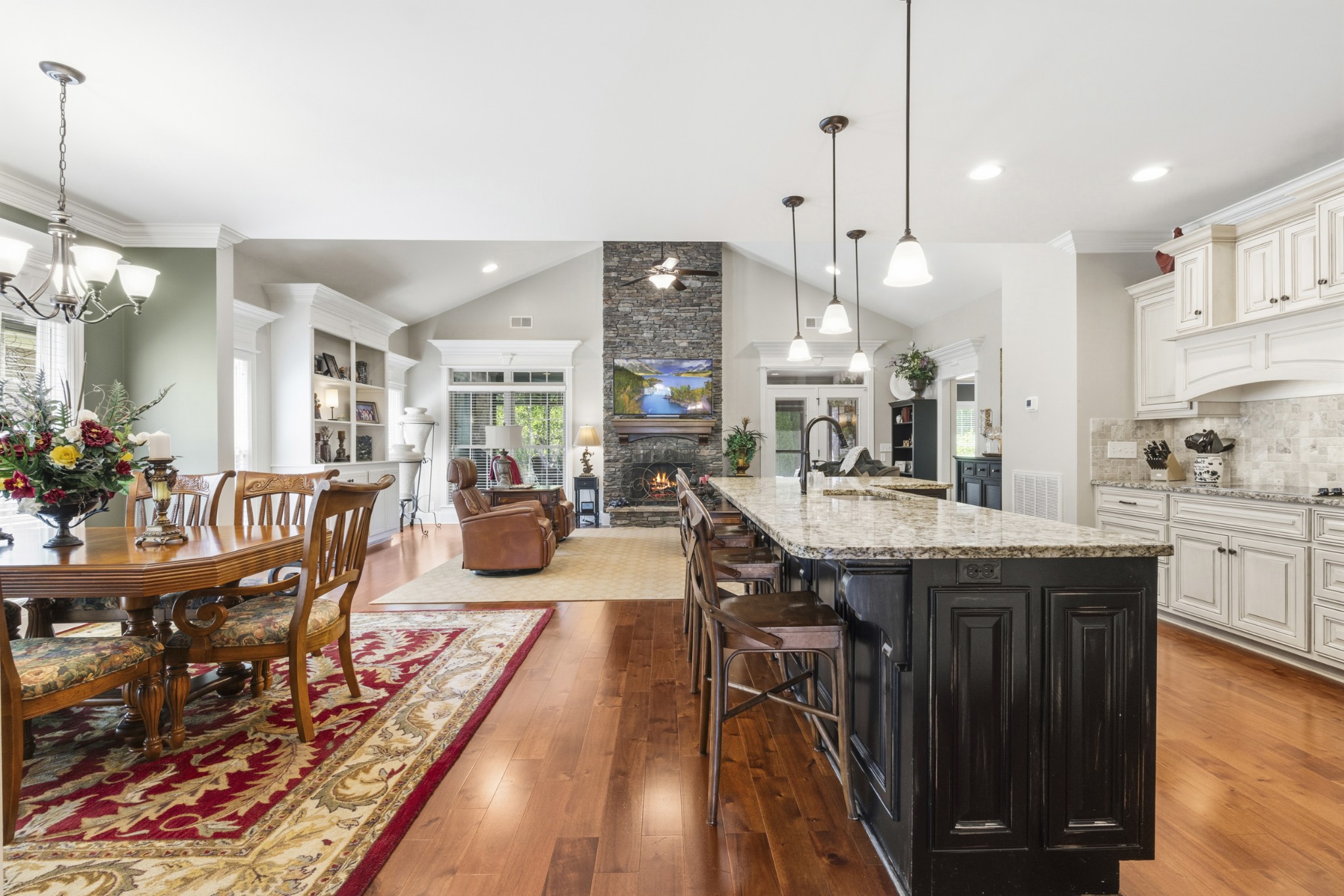 4452 Maryweather Ln