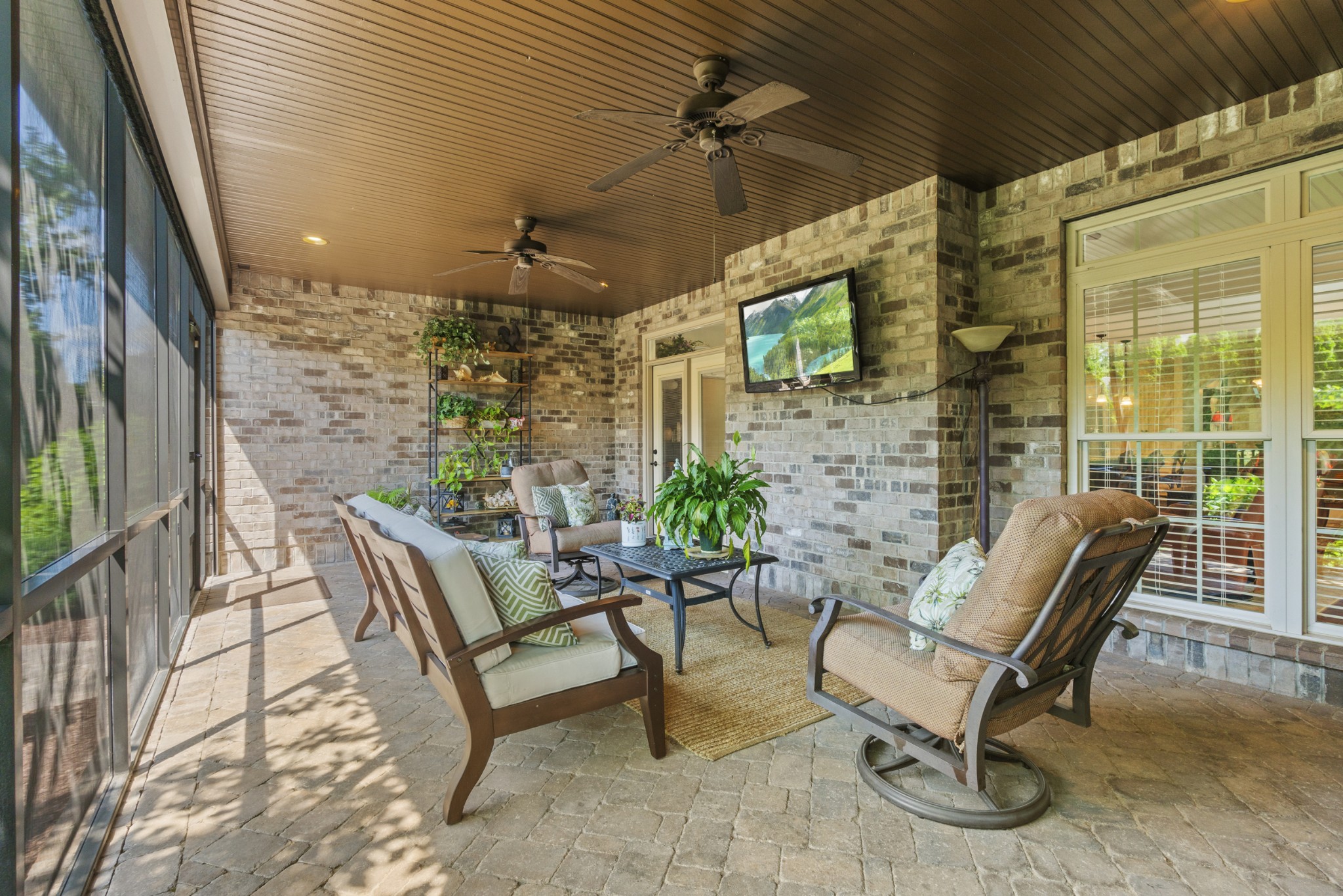 4452 Maryweather Ln