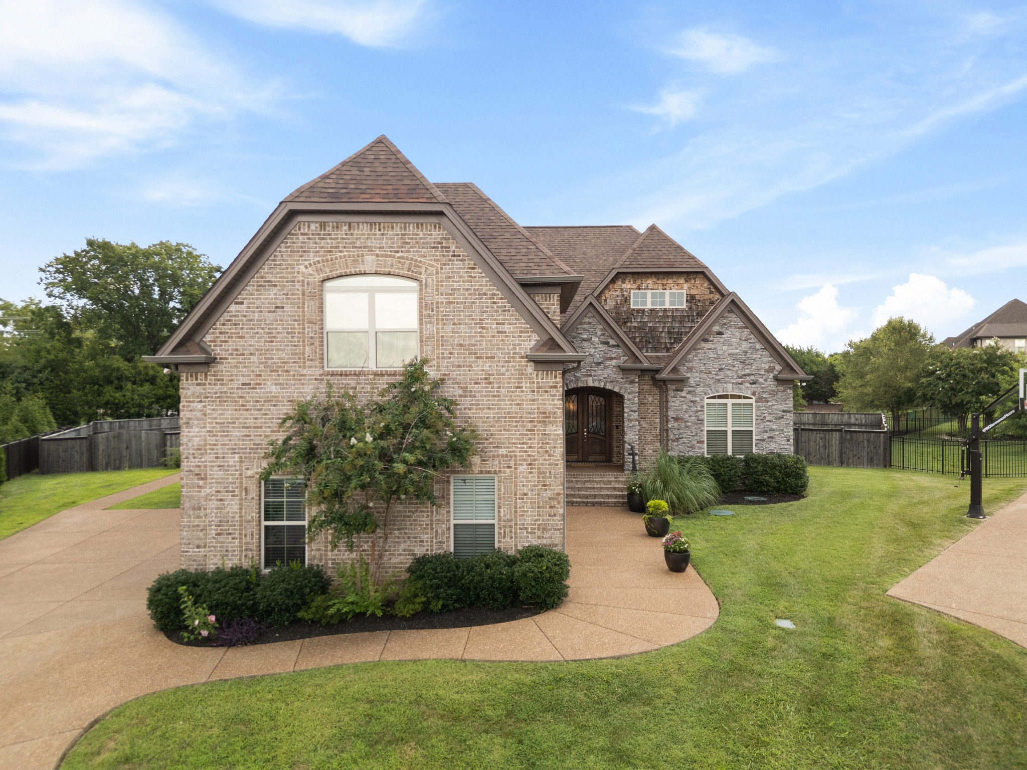 20 Beechwood Ct