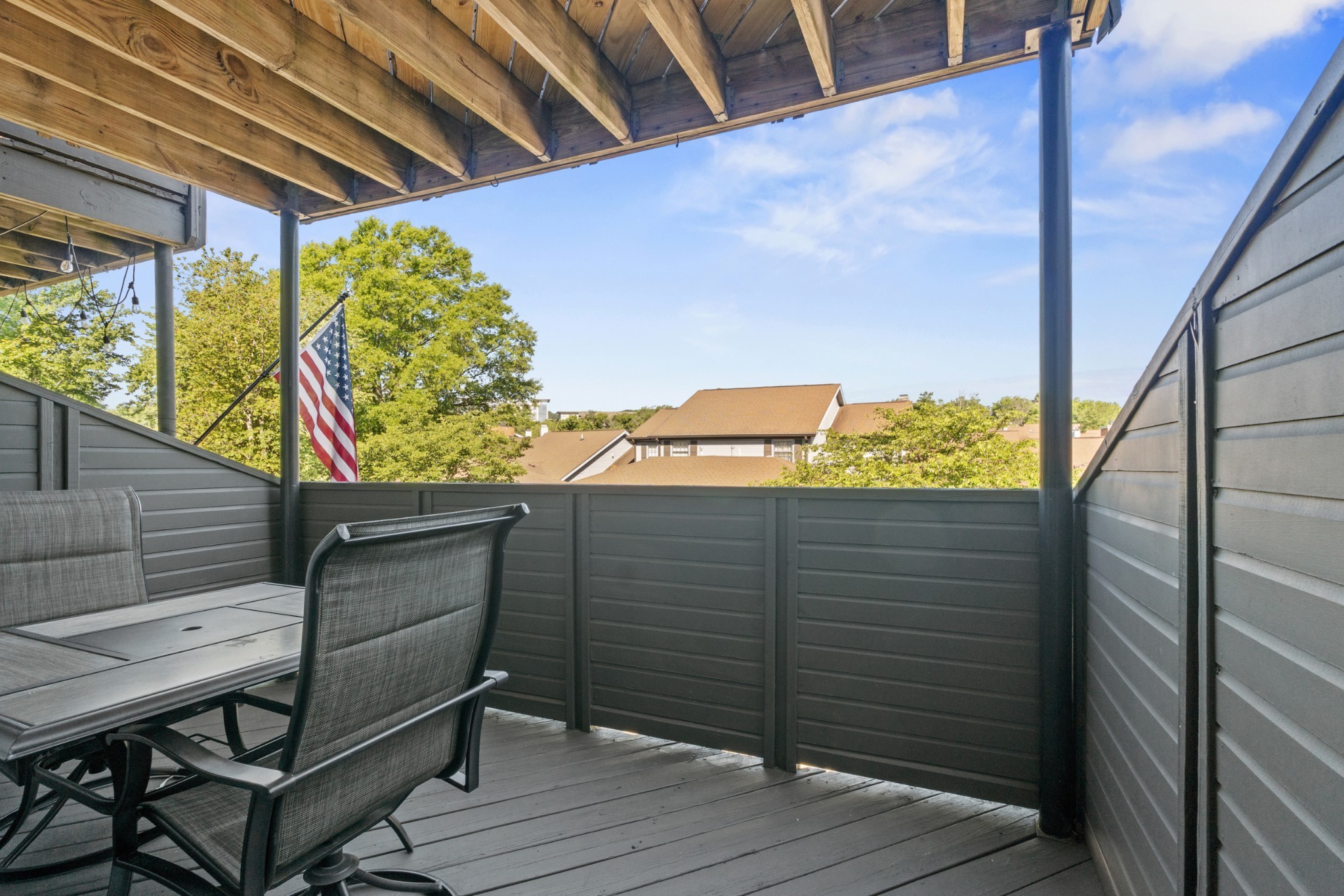 120 Hearthstone Manor Cir