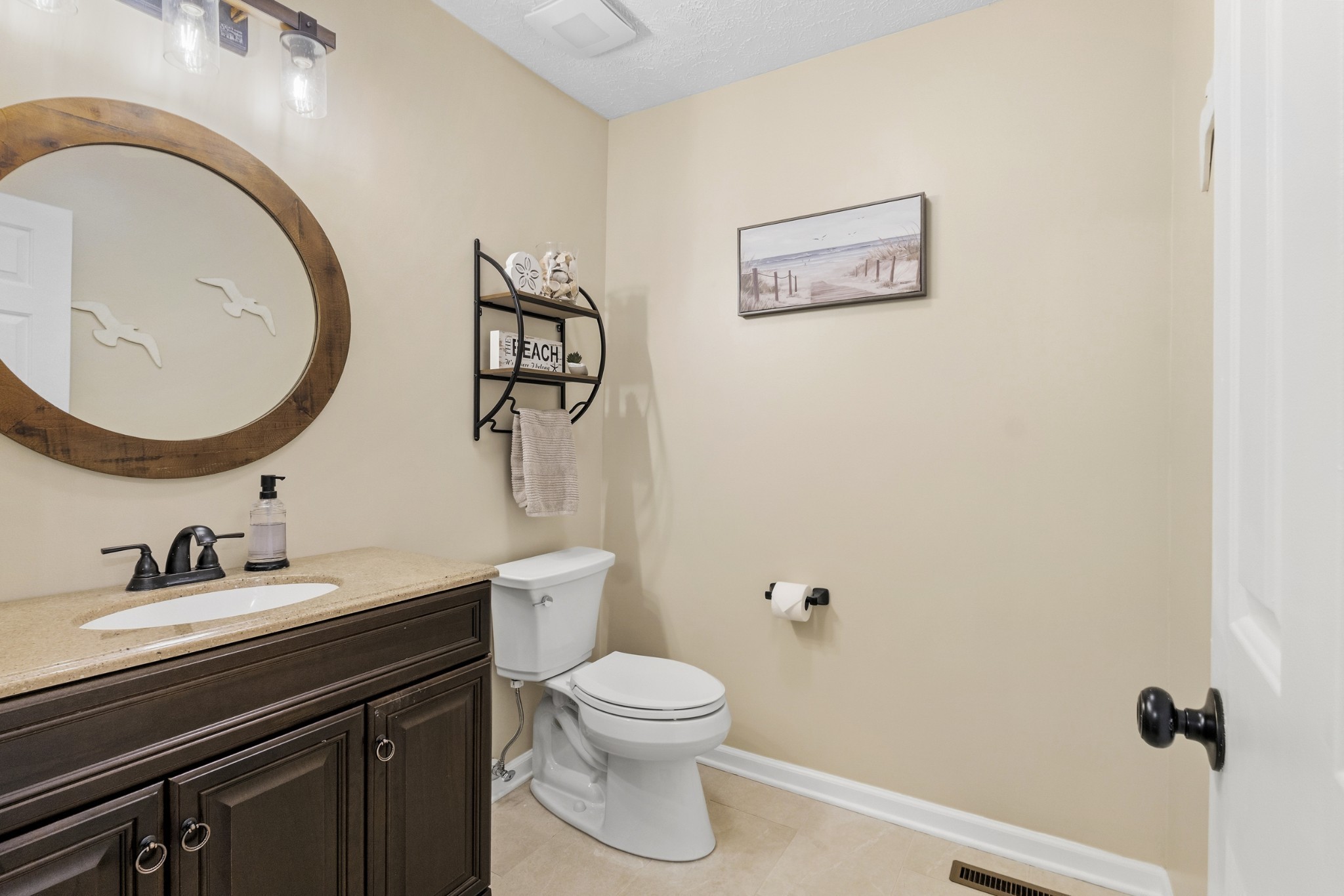 120 Hearthstone Manor Cir