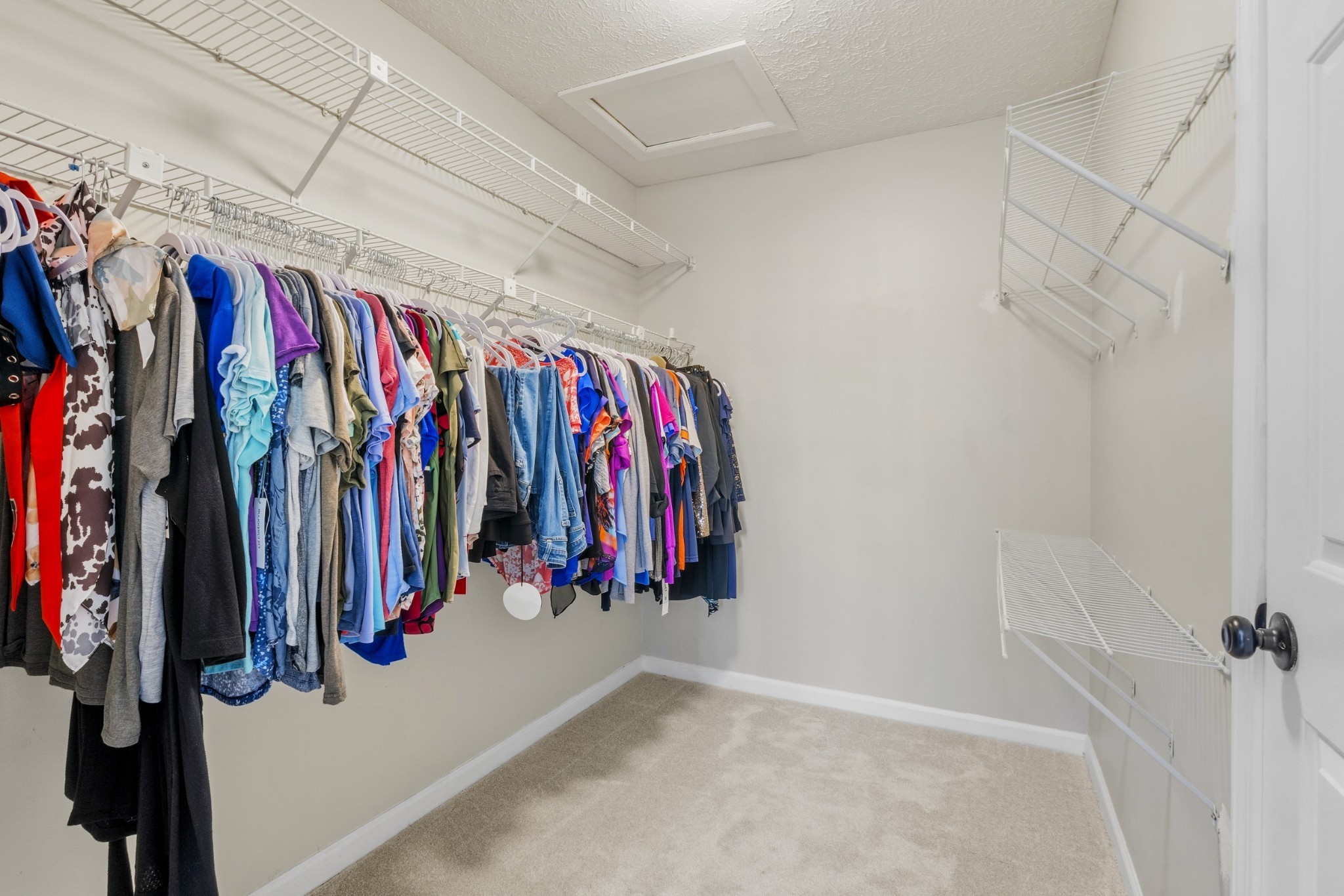 120 Hearthstone Manor Cir