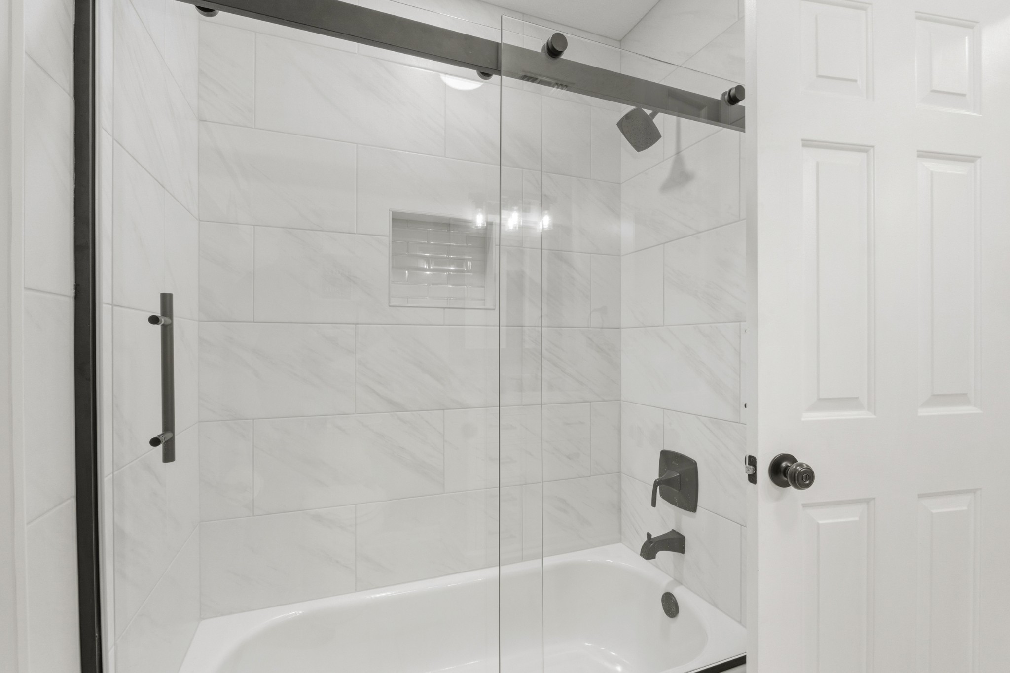 120 Hearthstone Manor Cir