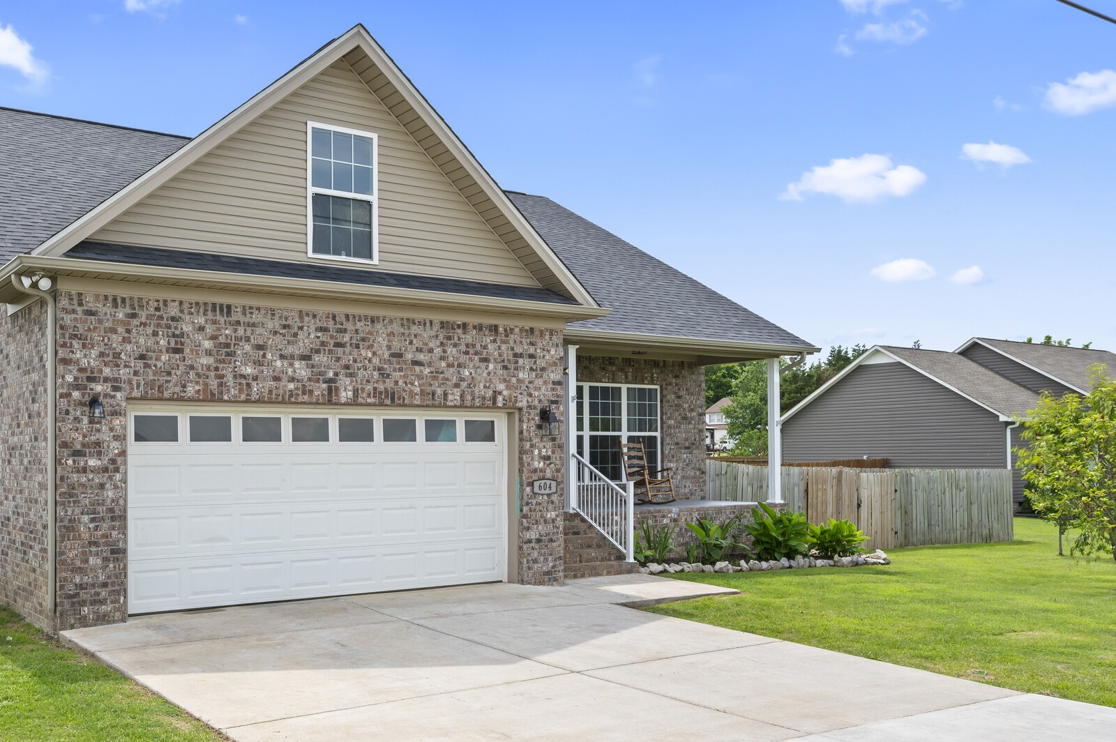 604 Brookside Dr