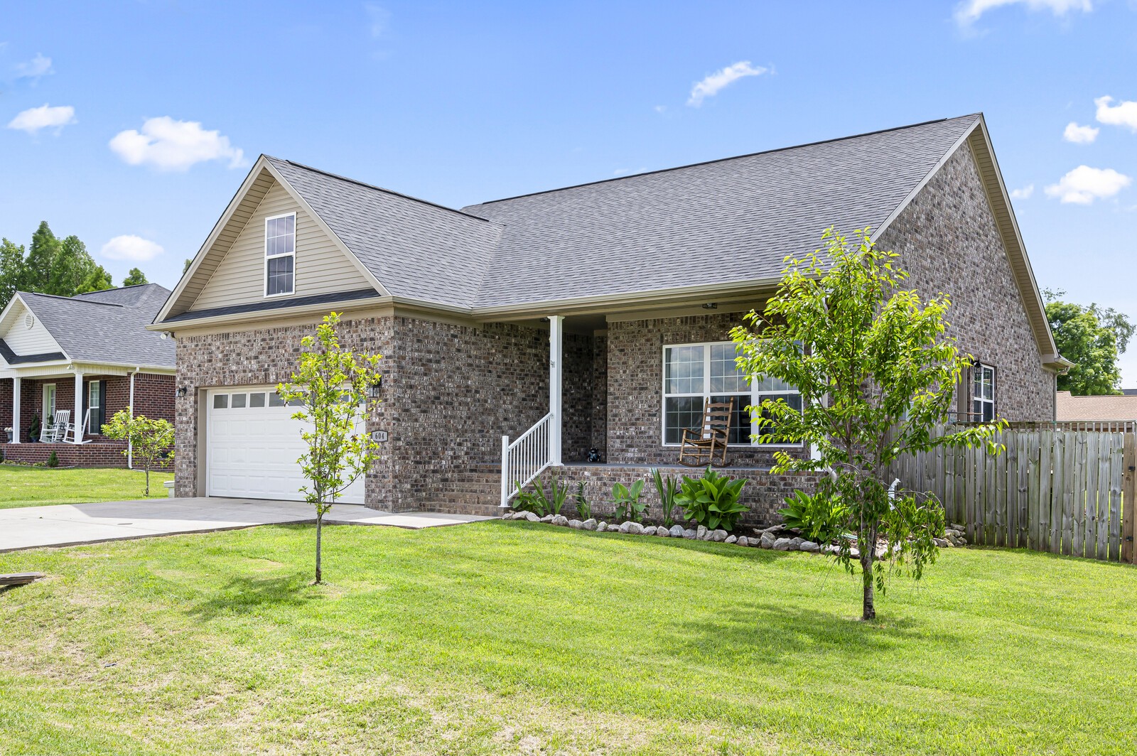 604 Brookside Dr