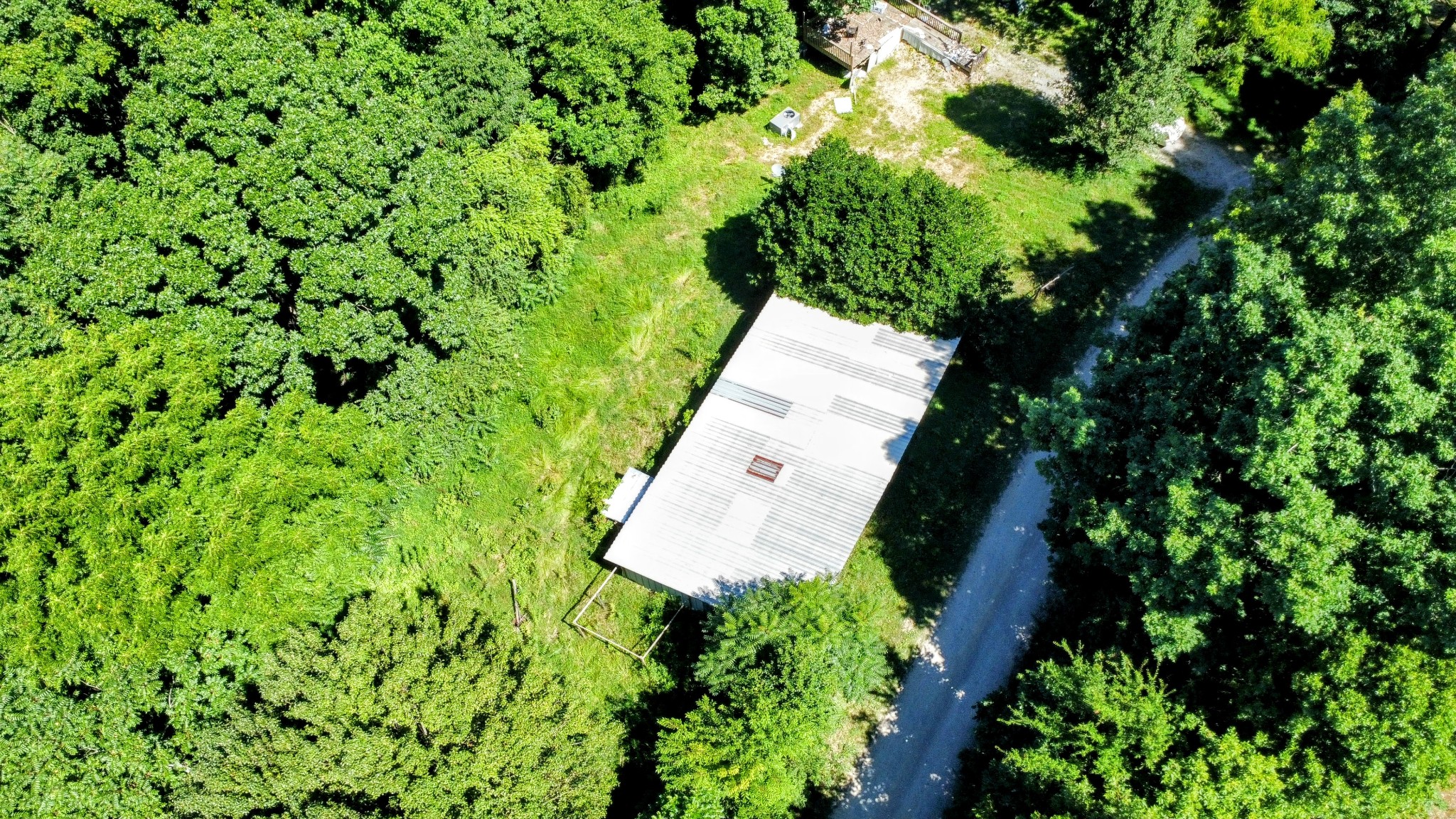 450 Cheatham Ln