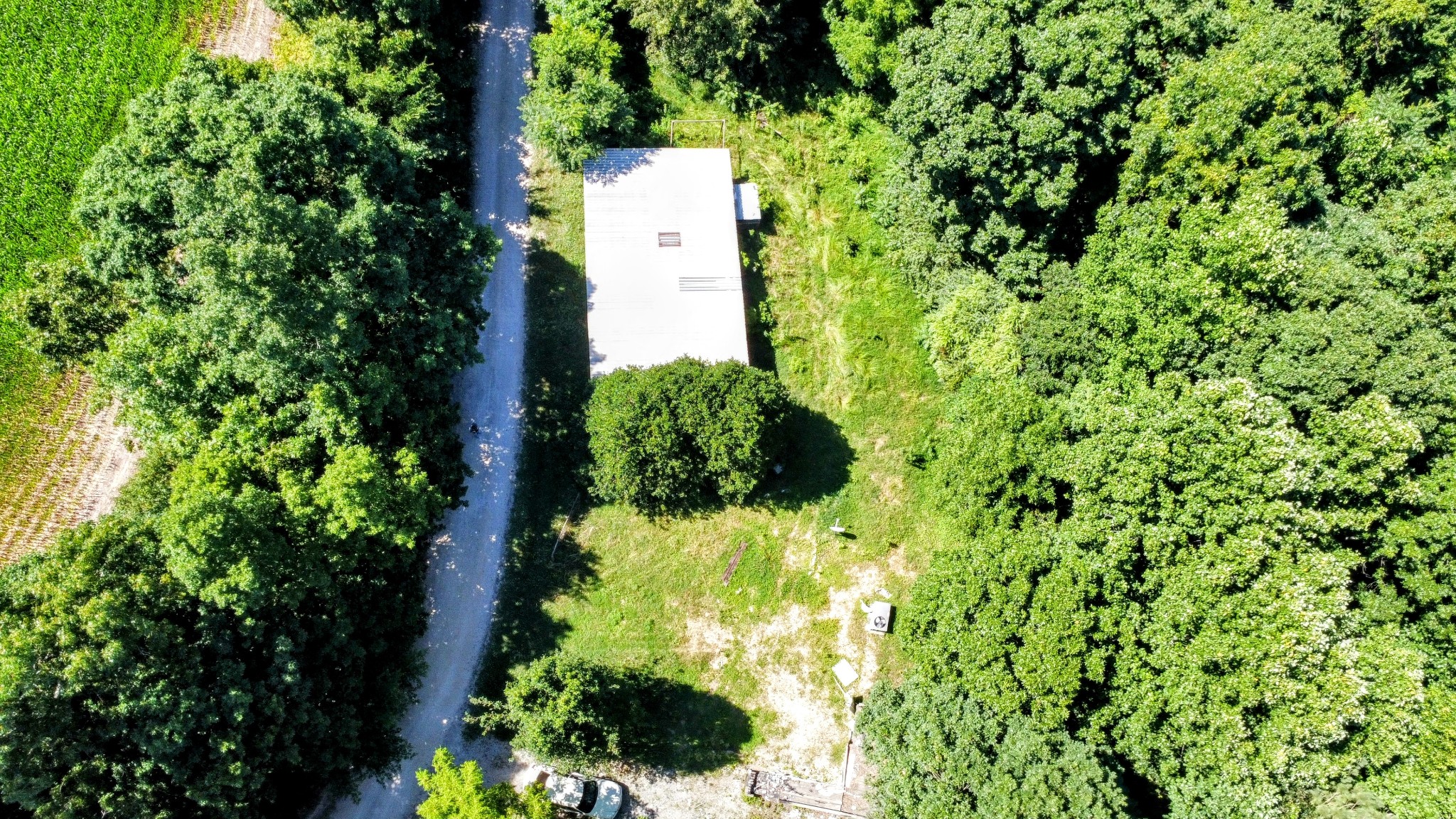 450 Cheatham Ln