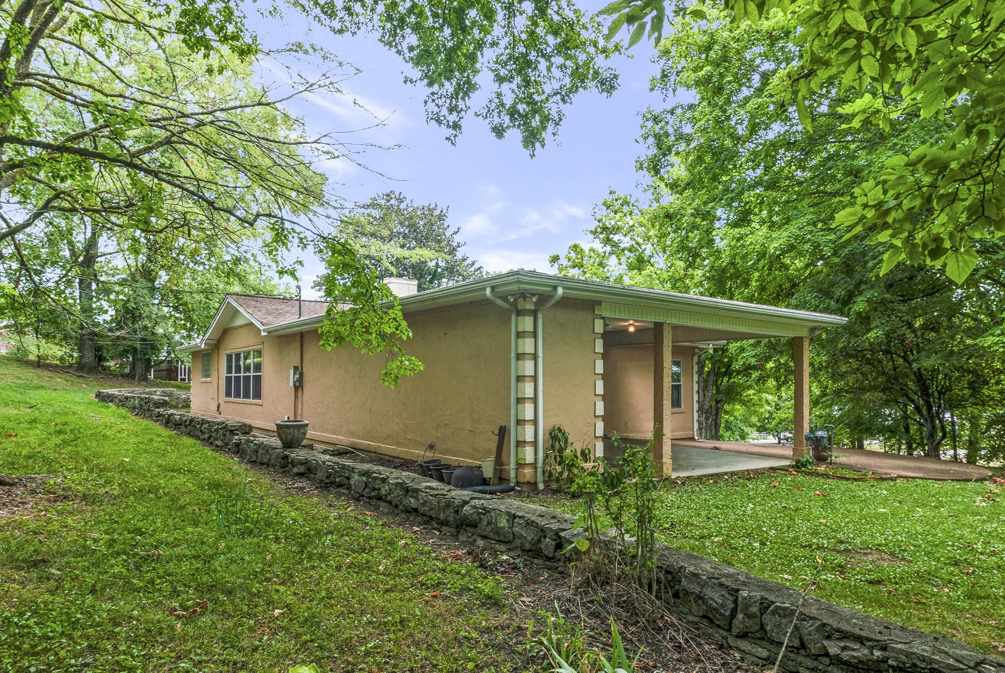 113 Sunset Dr