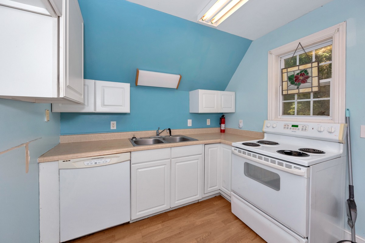 494 Case Rd