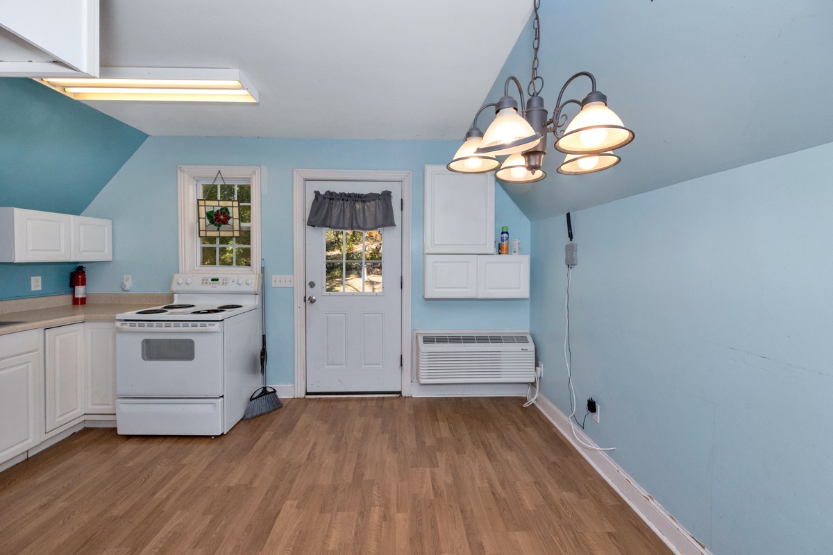 494 Case Rd