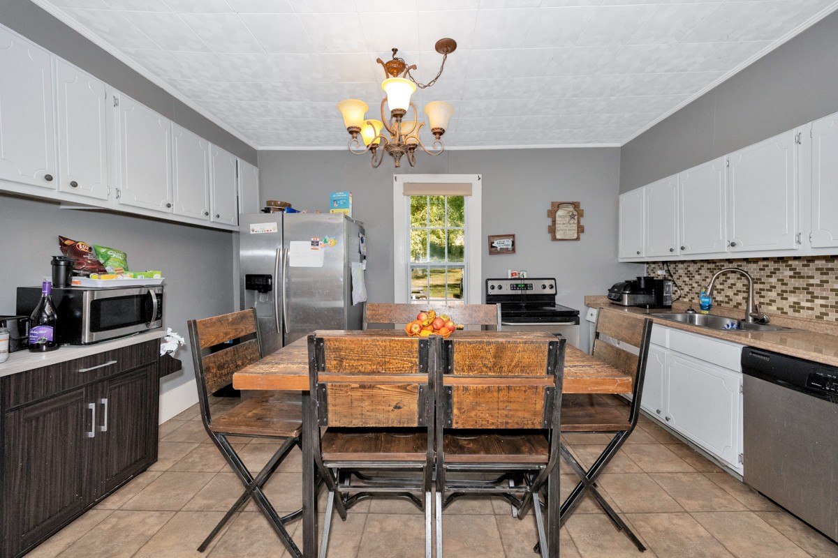 494 Case Rd