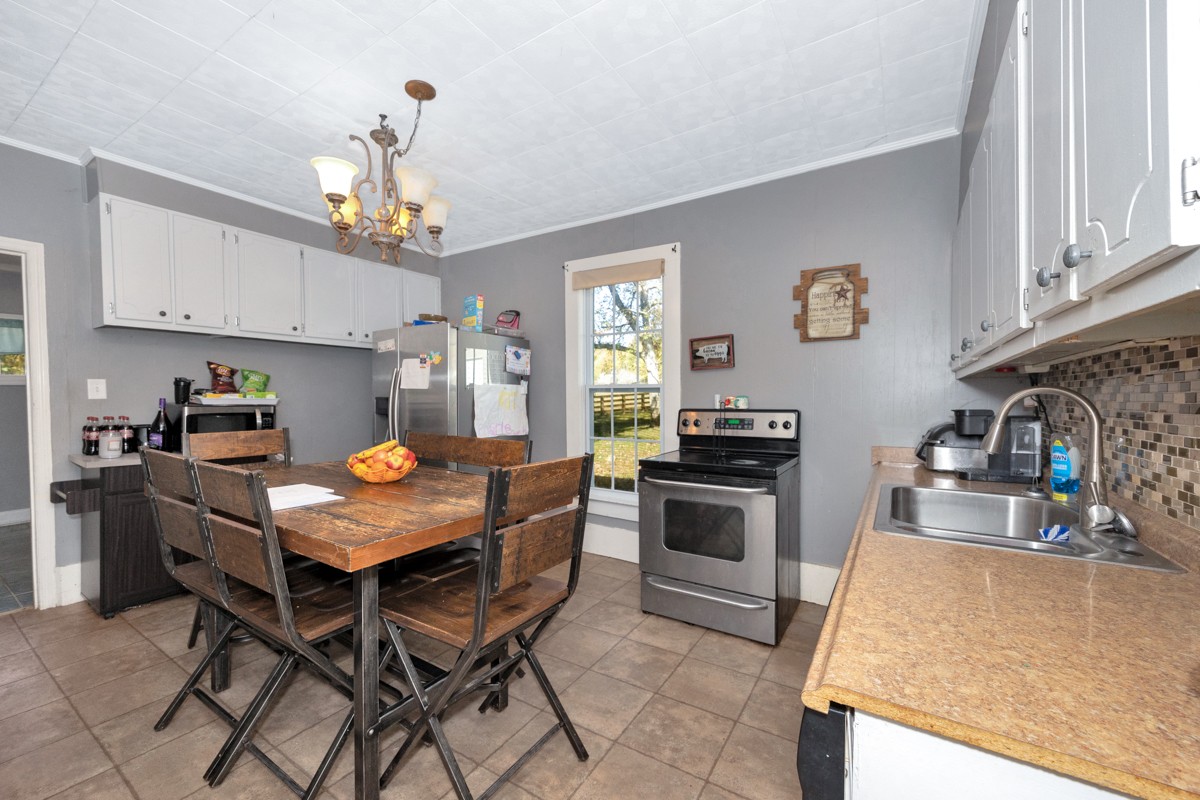 494 Case Rd
