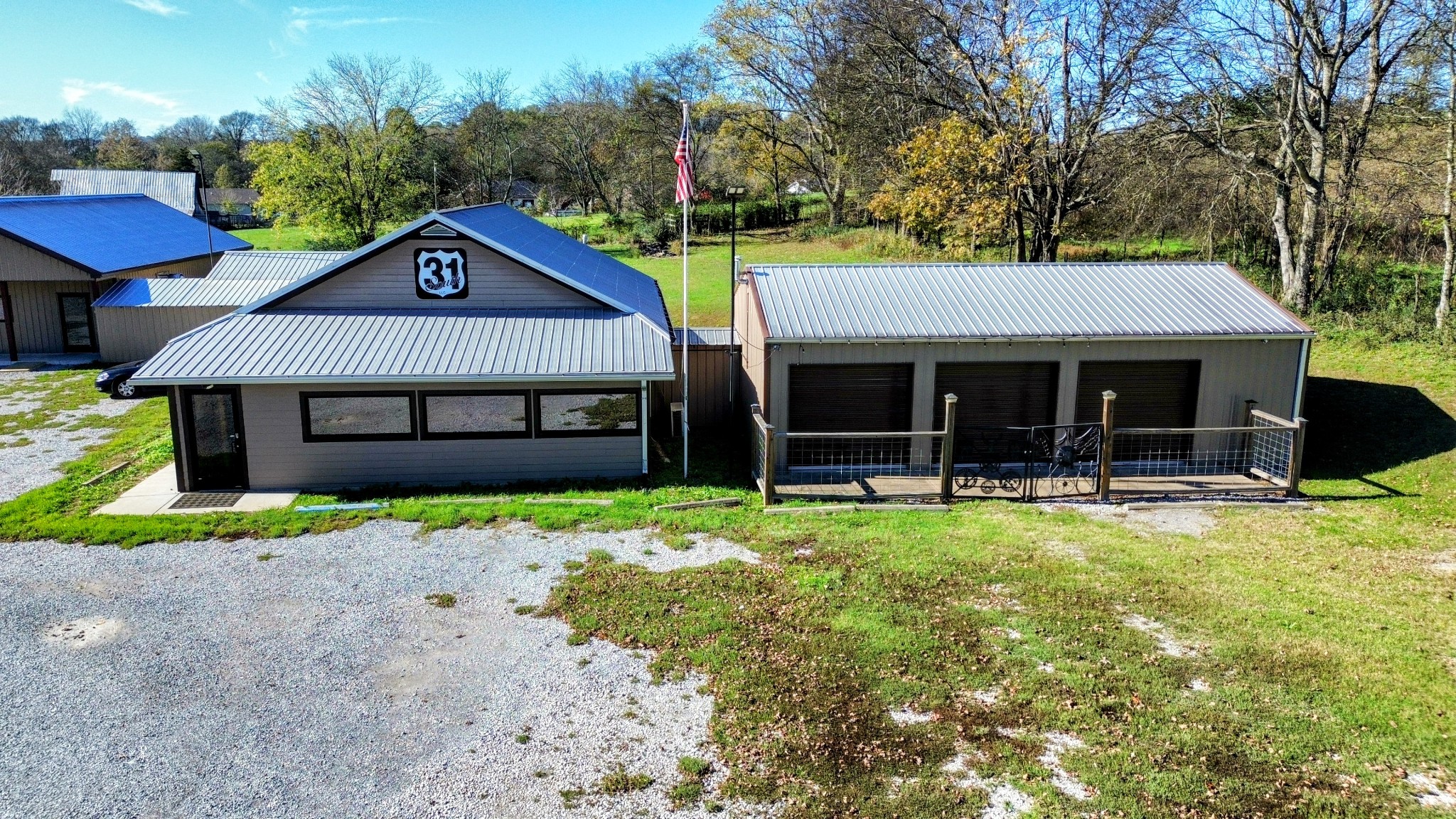 13533 Columbia Hwy