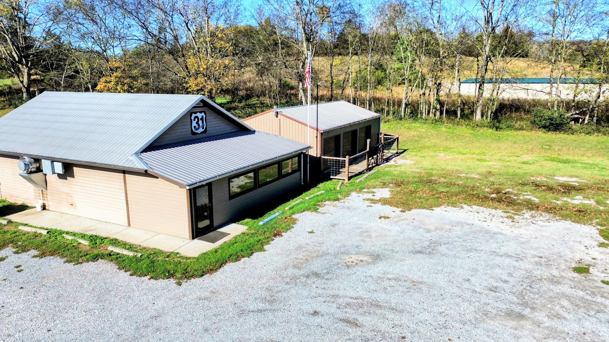 13533 Columbia Hwy