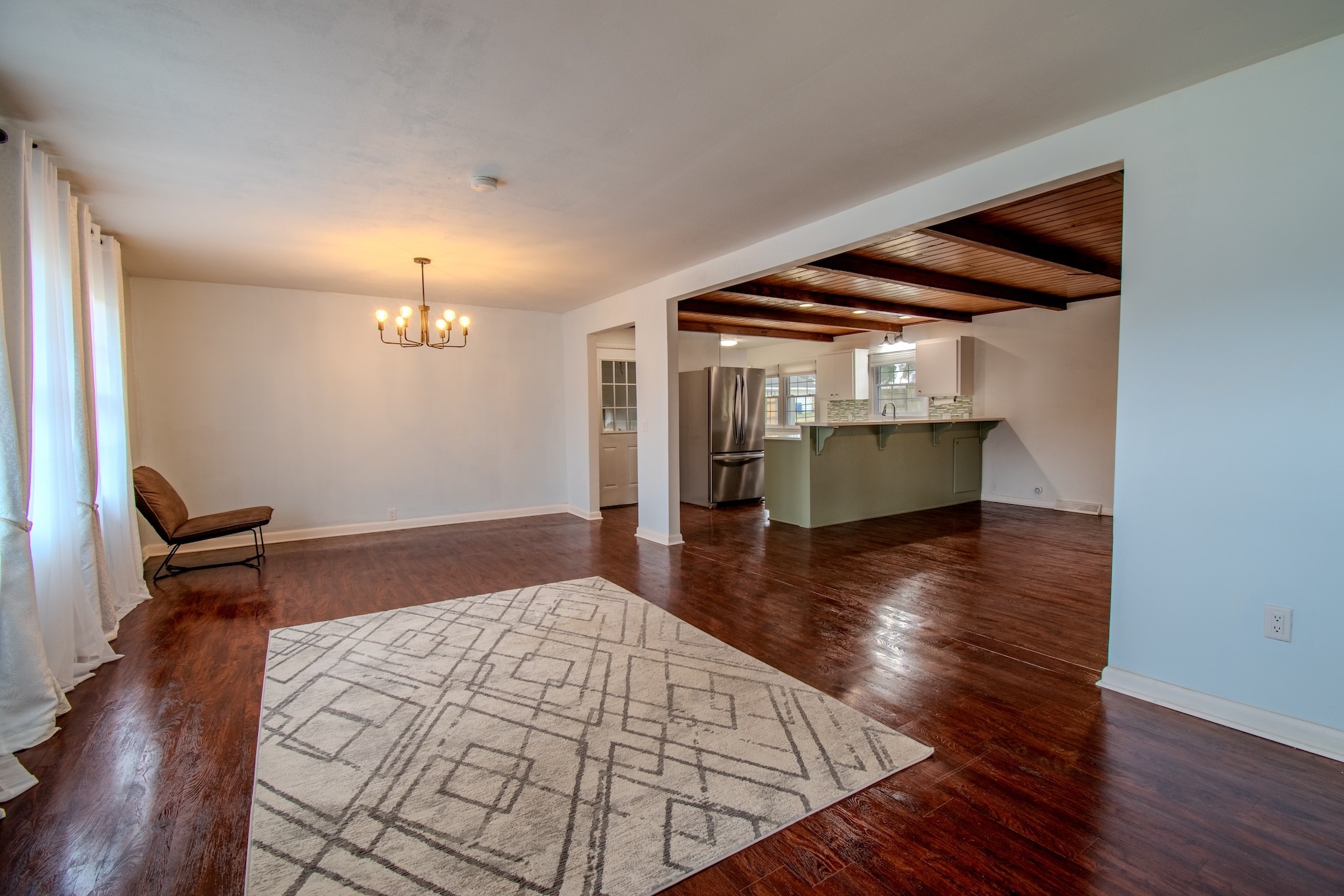 236 Robin Hood Rd
