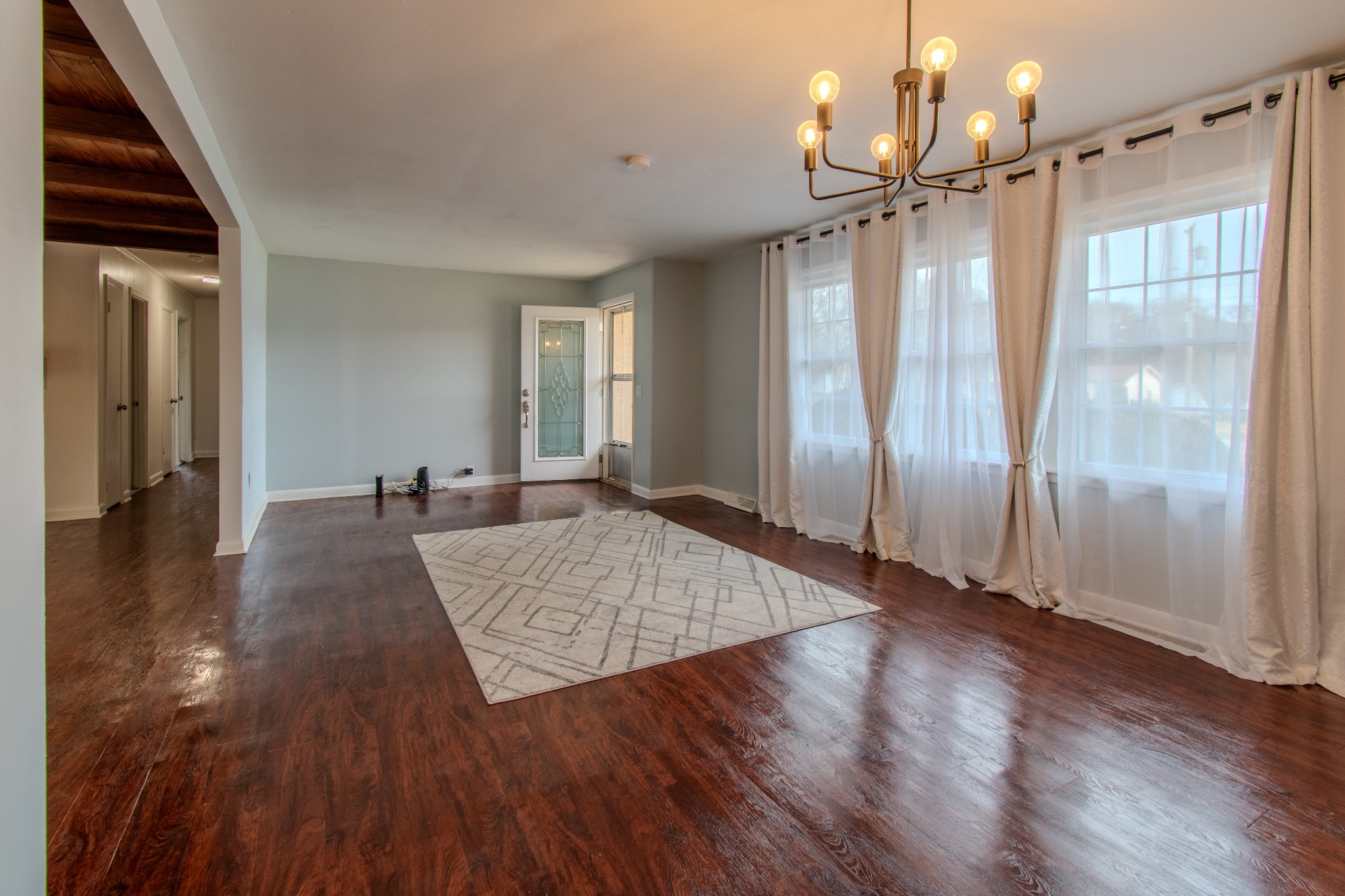 236 Robin Hood Rd