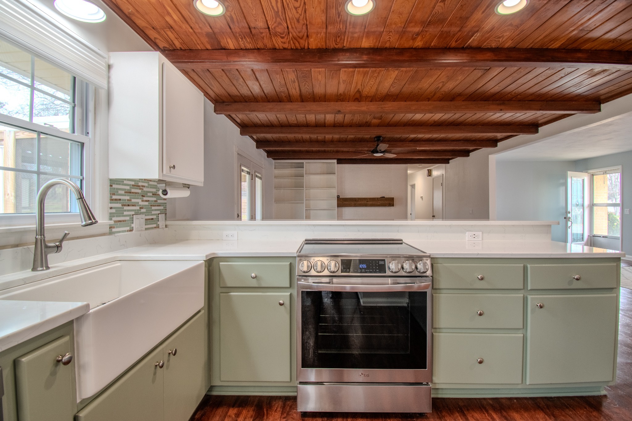 236 Robin Hood Rd