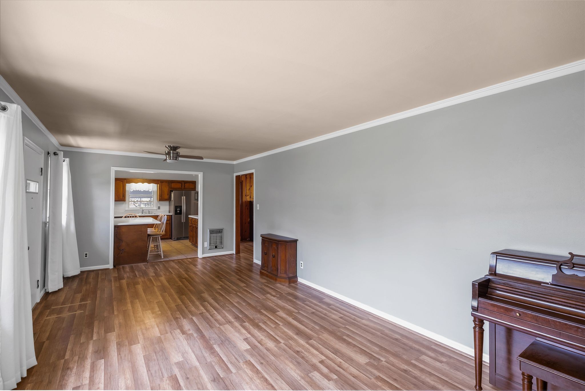 111 Sunset Dr
