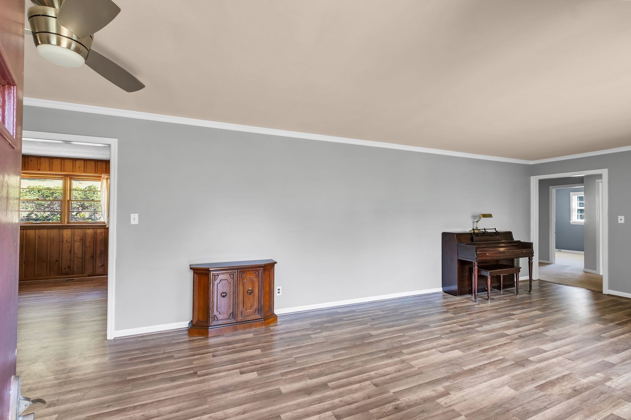 111 Sunset Dr